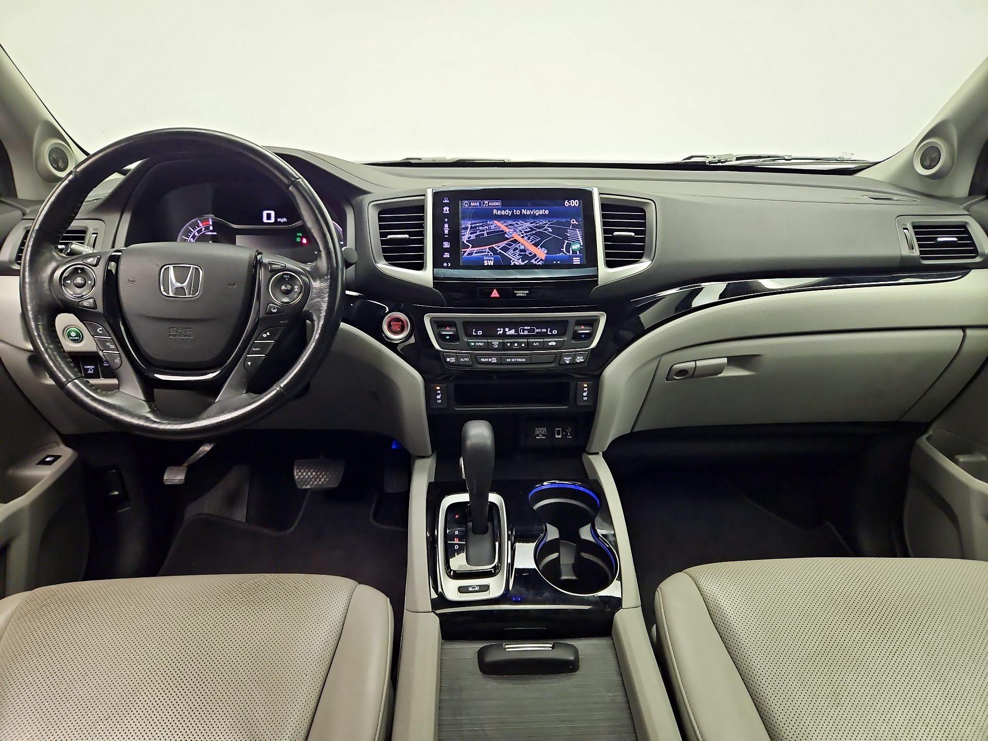 Thumbnail: 2017 Honda Ridgeline - 9