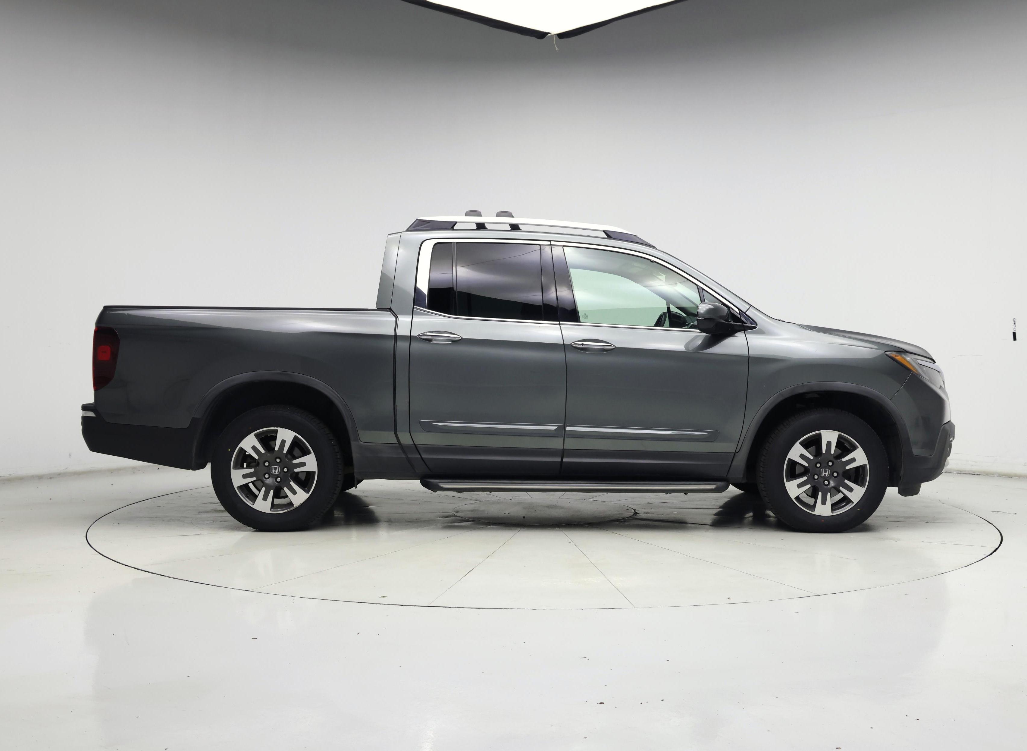 Thumbnail: 2017 Honda Ridgeline - 7