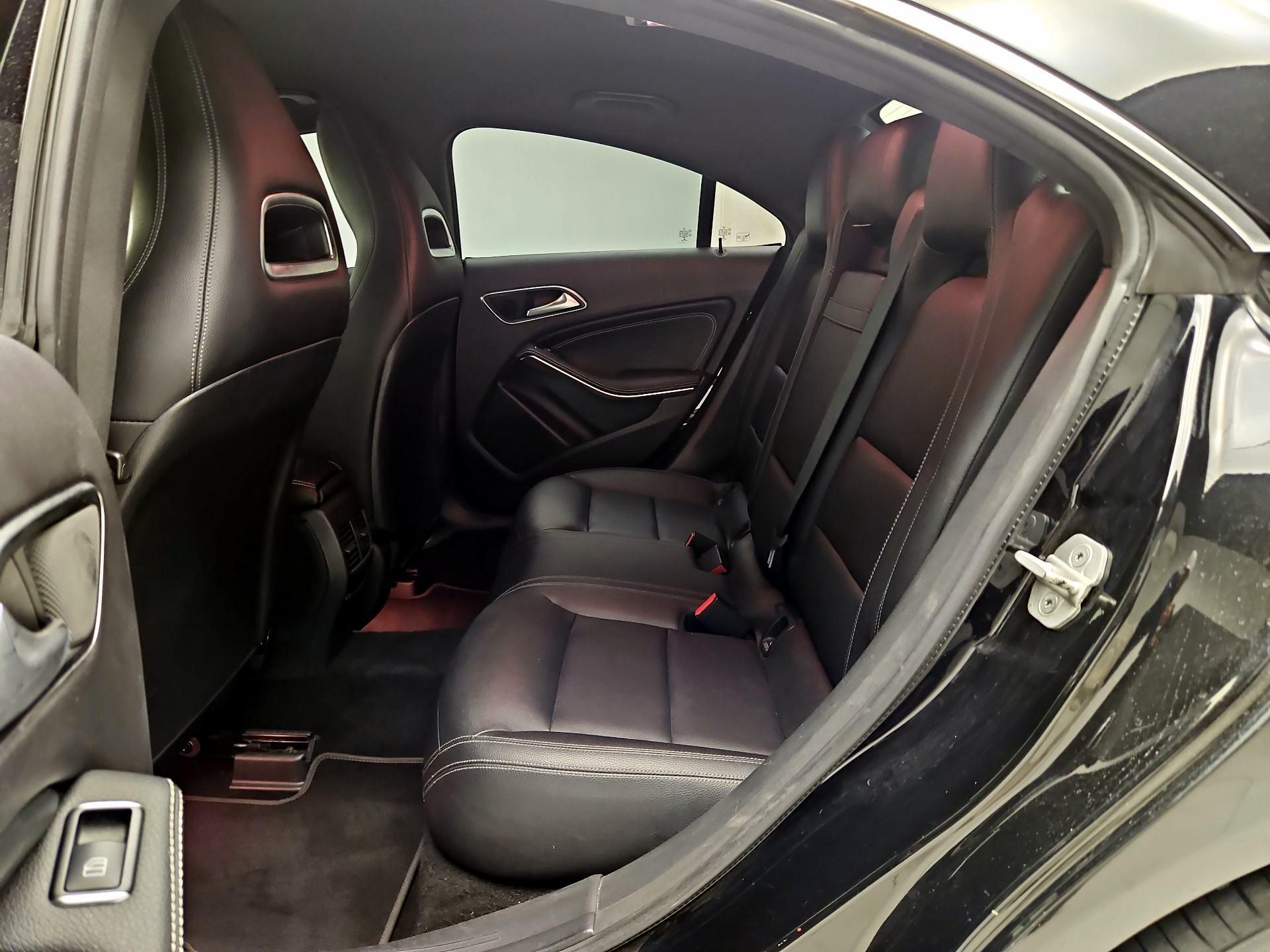 Thumbnail: 2018 Mercedes-Benz CLA - 20