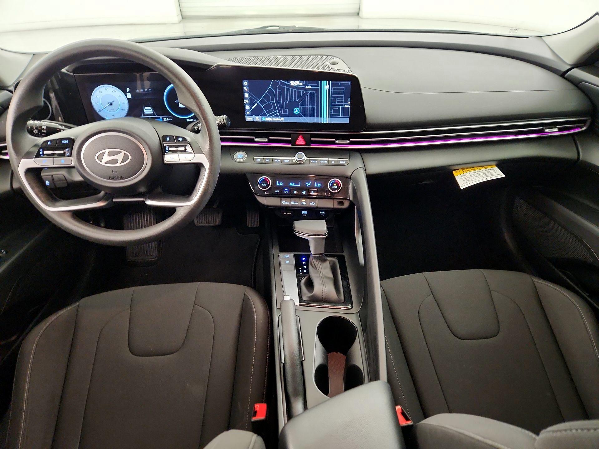 Thumbnail: 2024 Hyundai Elantra - 9