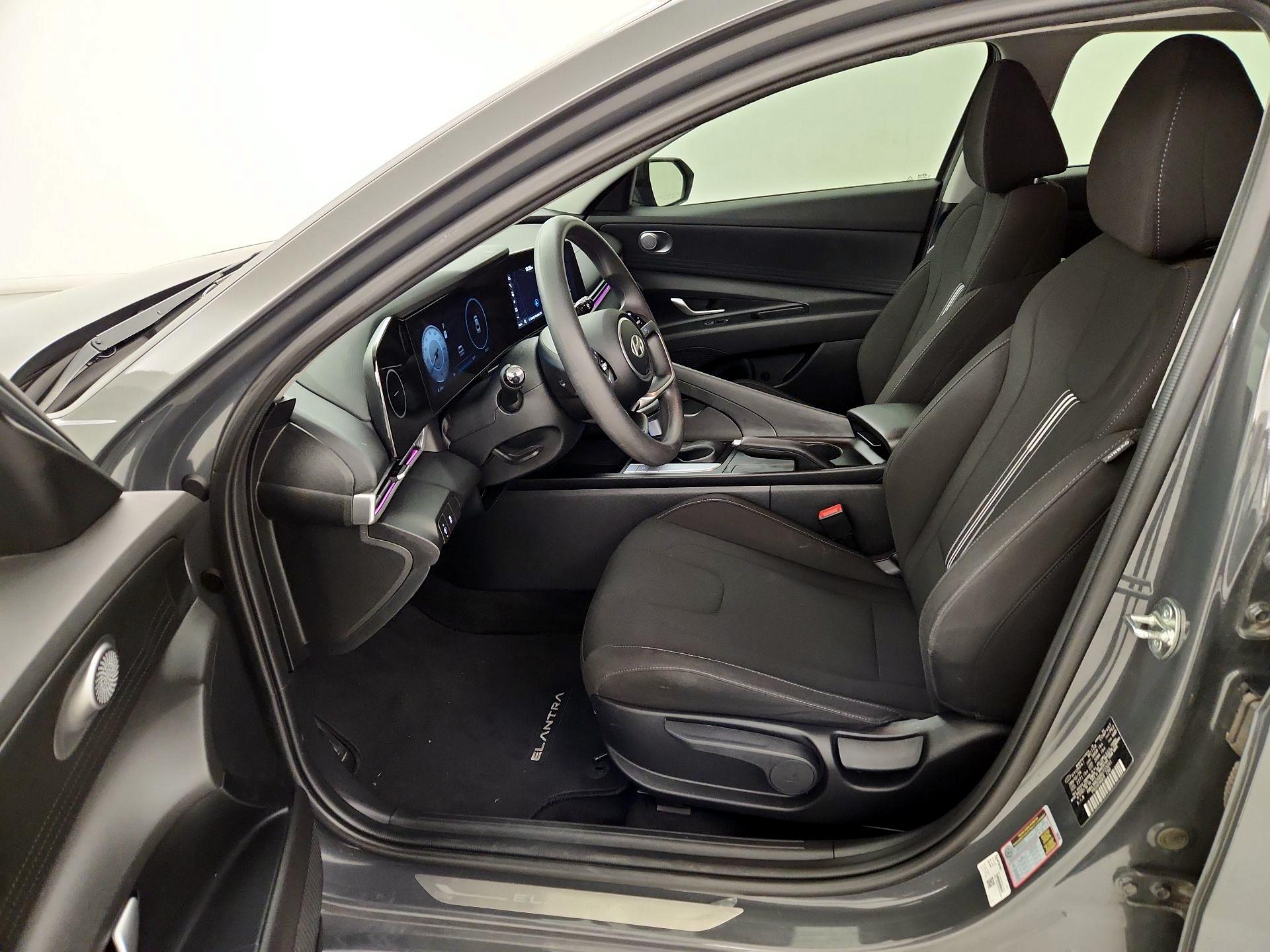 Thumbnail: 2024 Hyundai Elantra - 11