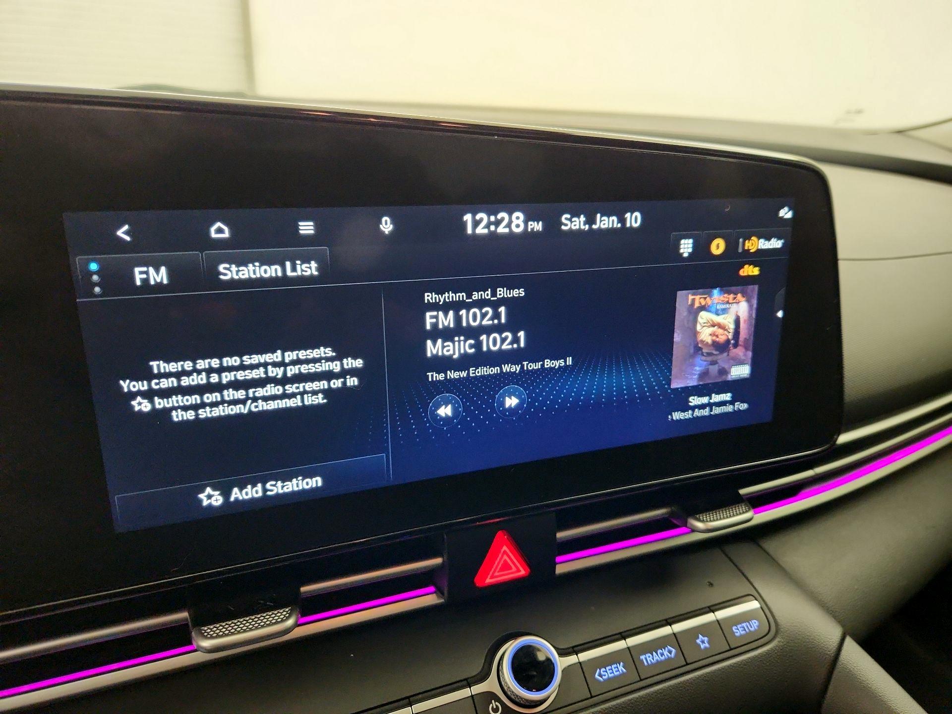 Thumbnail: 2024 Hyundai Elantra - 16