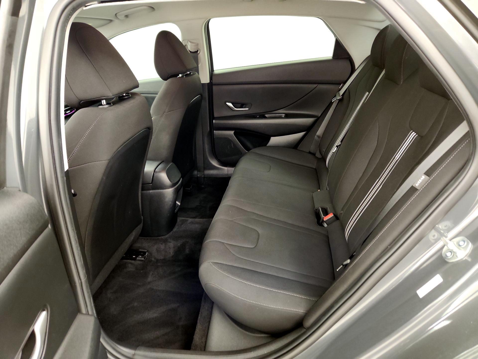 Thumbnail: 2024 Hyundai Elantra - 20