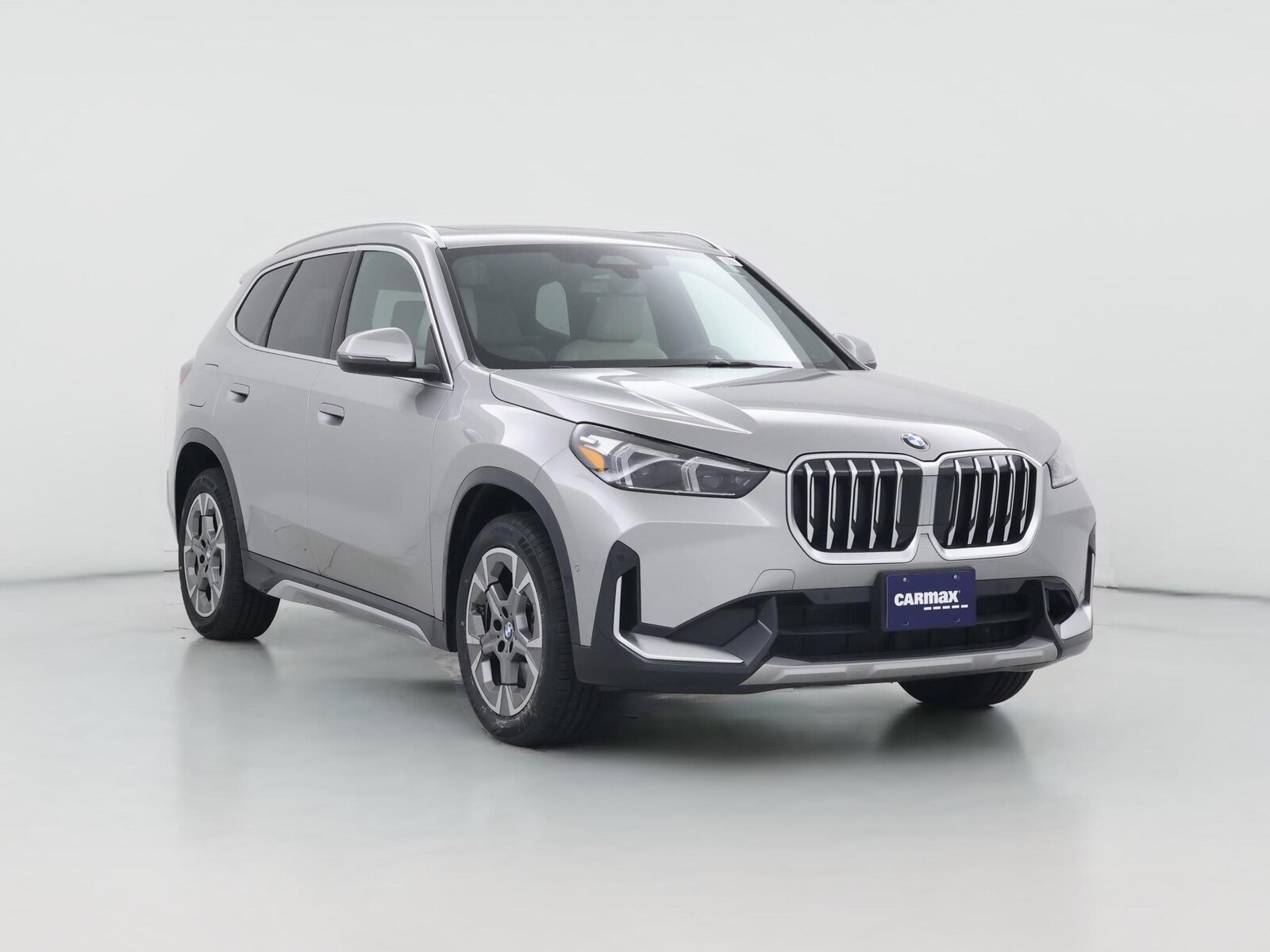 2025 BMW X1 28i