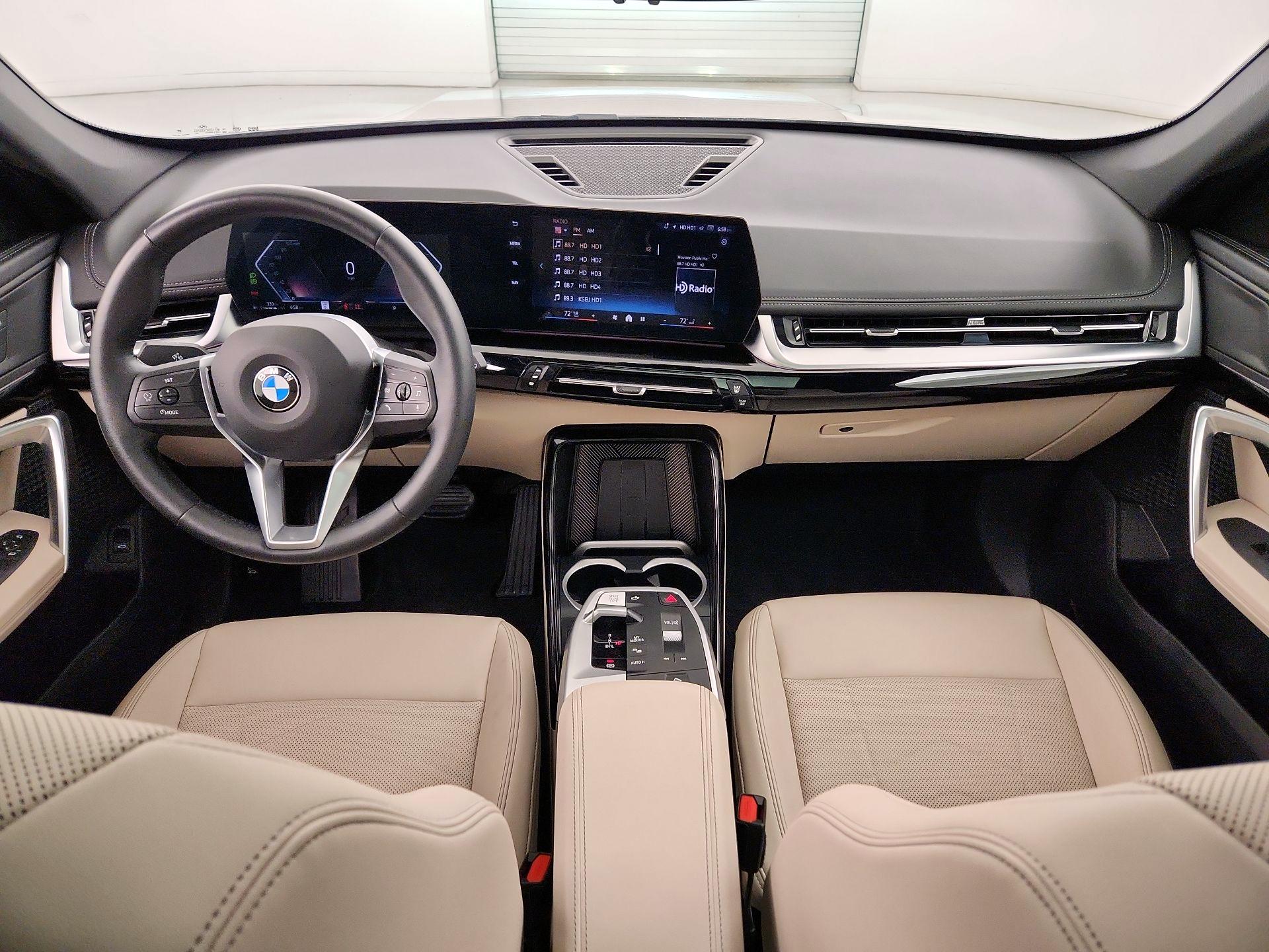 Thumbnail: 2025 BMW X1 - 9