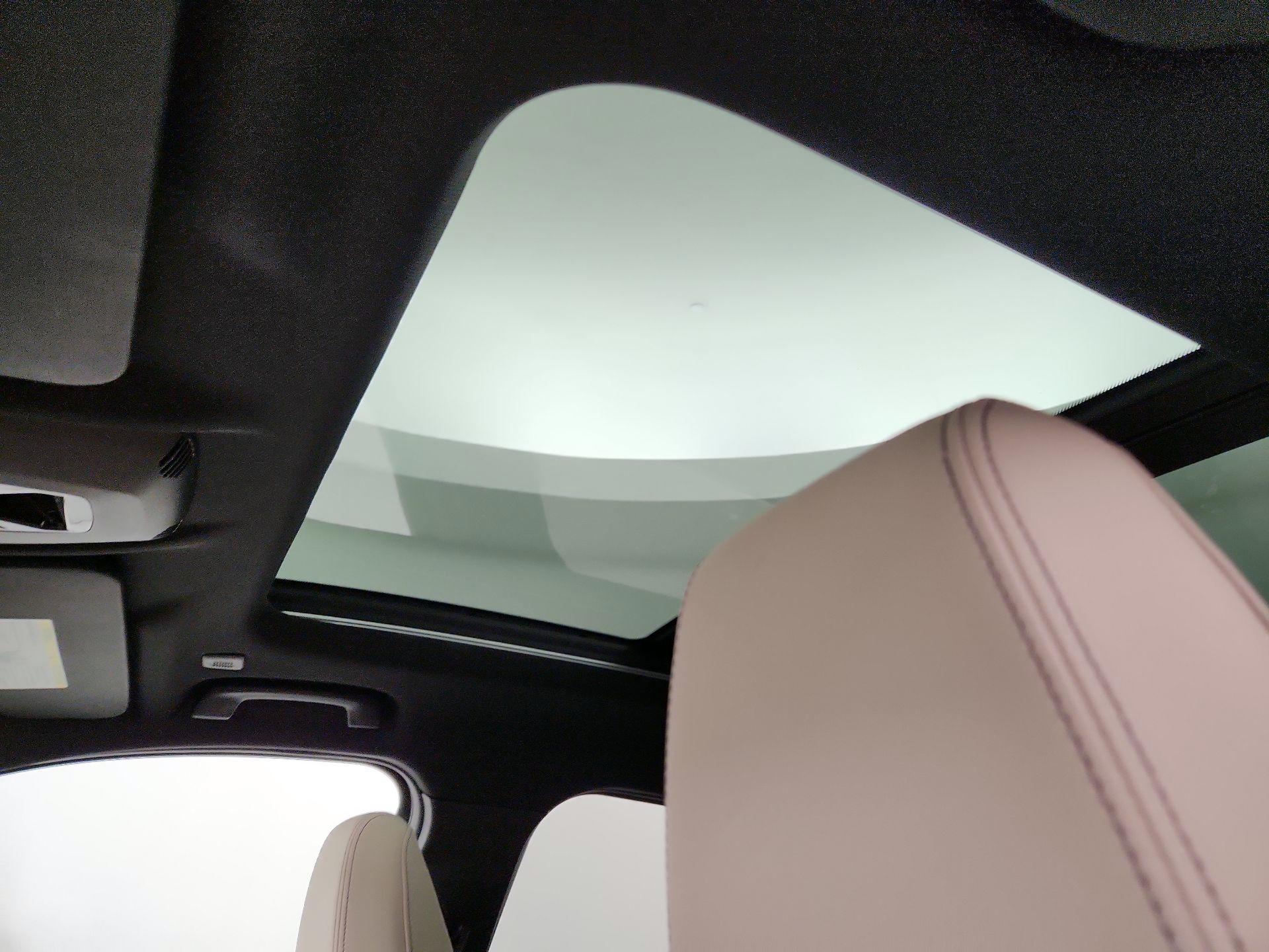 Thumbnail: 2025 BMW X1 - 19