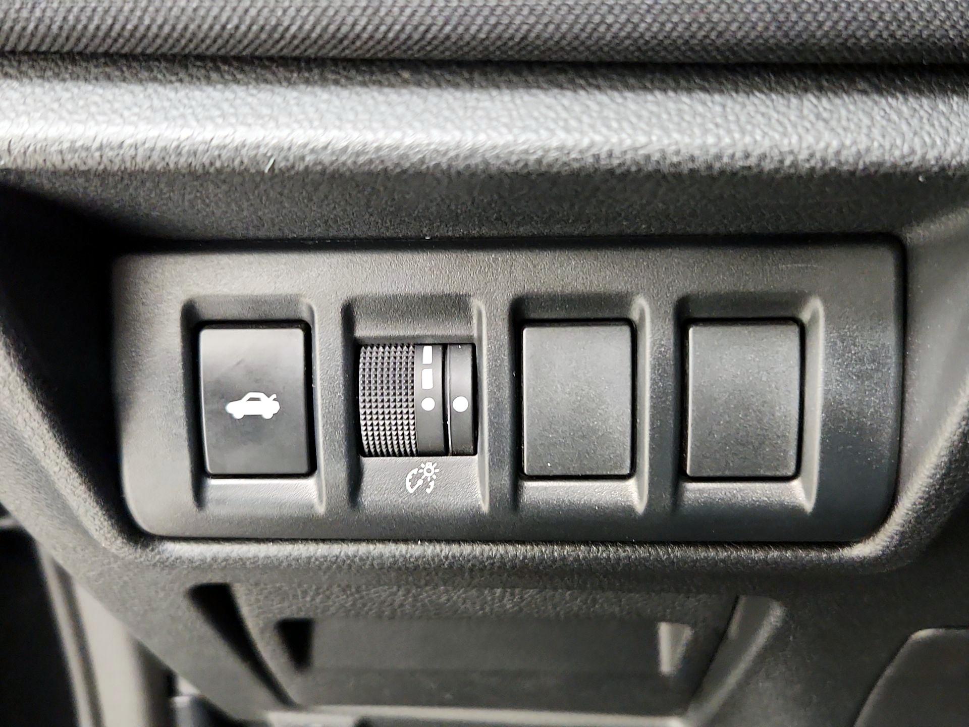 Thumbnail: 2023 Subaru Legacy - 13