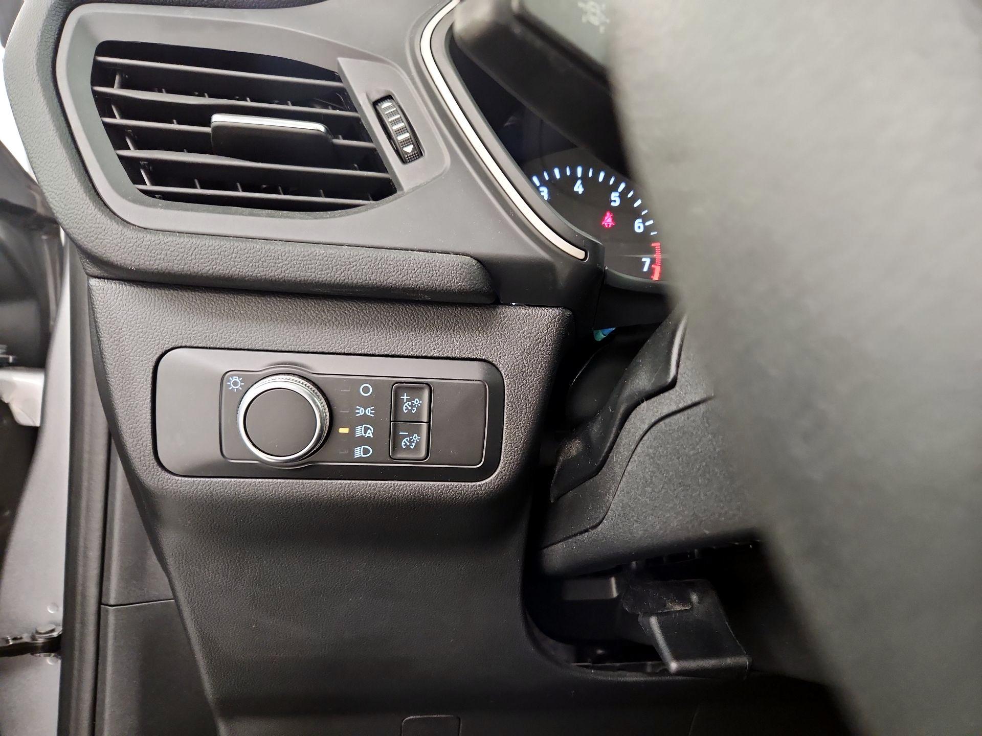 Thumbnail: 2022 Ford Escape - 13