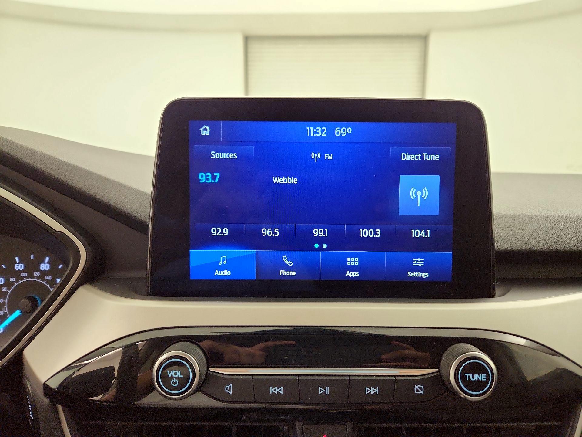 Thumbnail: 2022 Ford Escape - 15