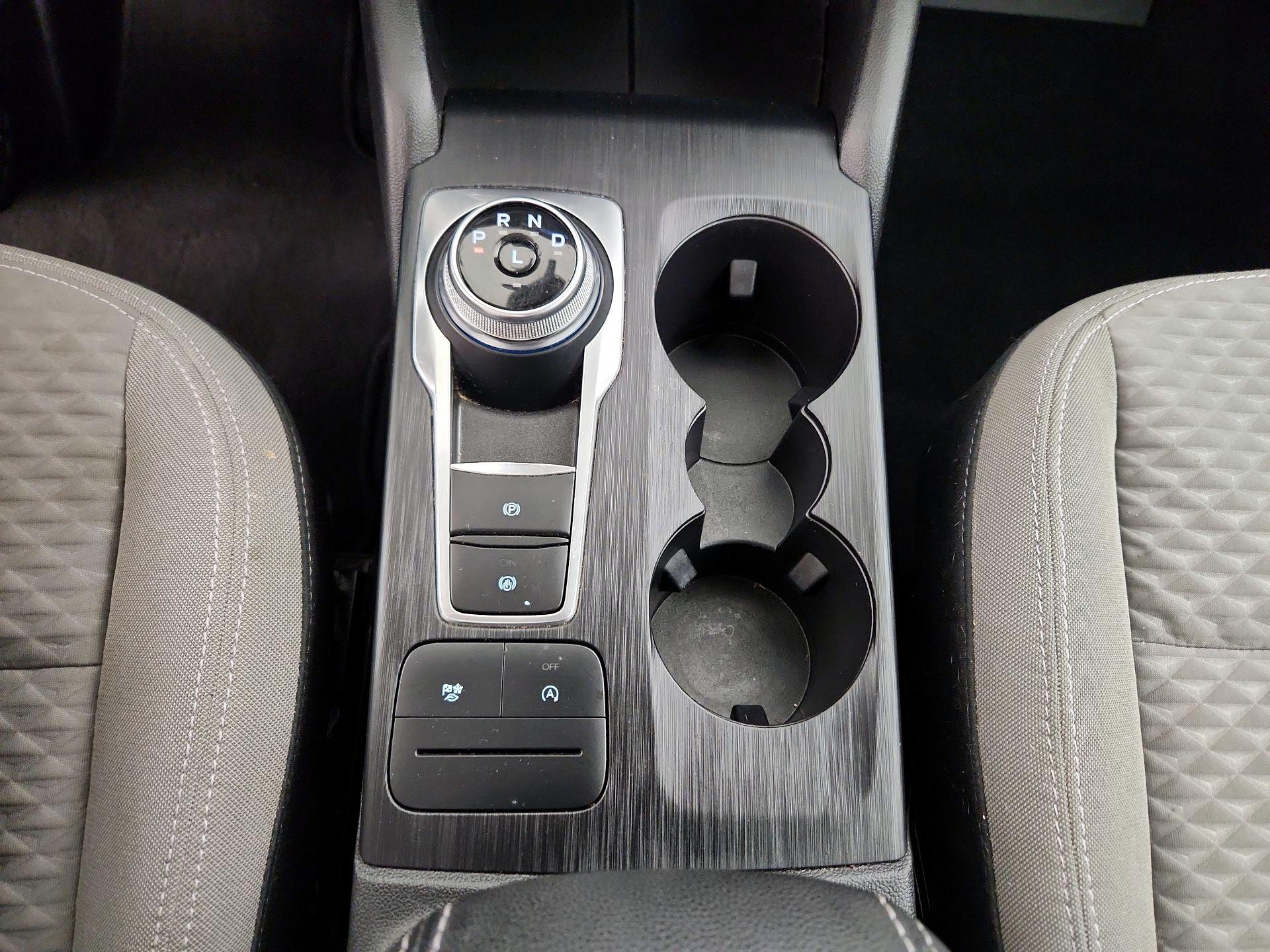 Thumbnail: 2022 Ford Escape - 17