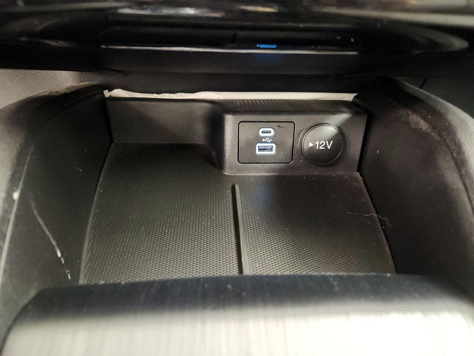 Thumbnail: 2022 Ford Escape - 18