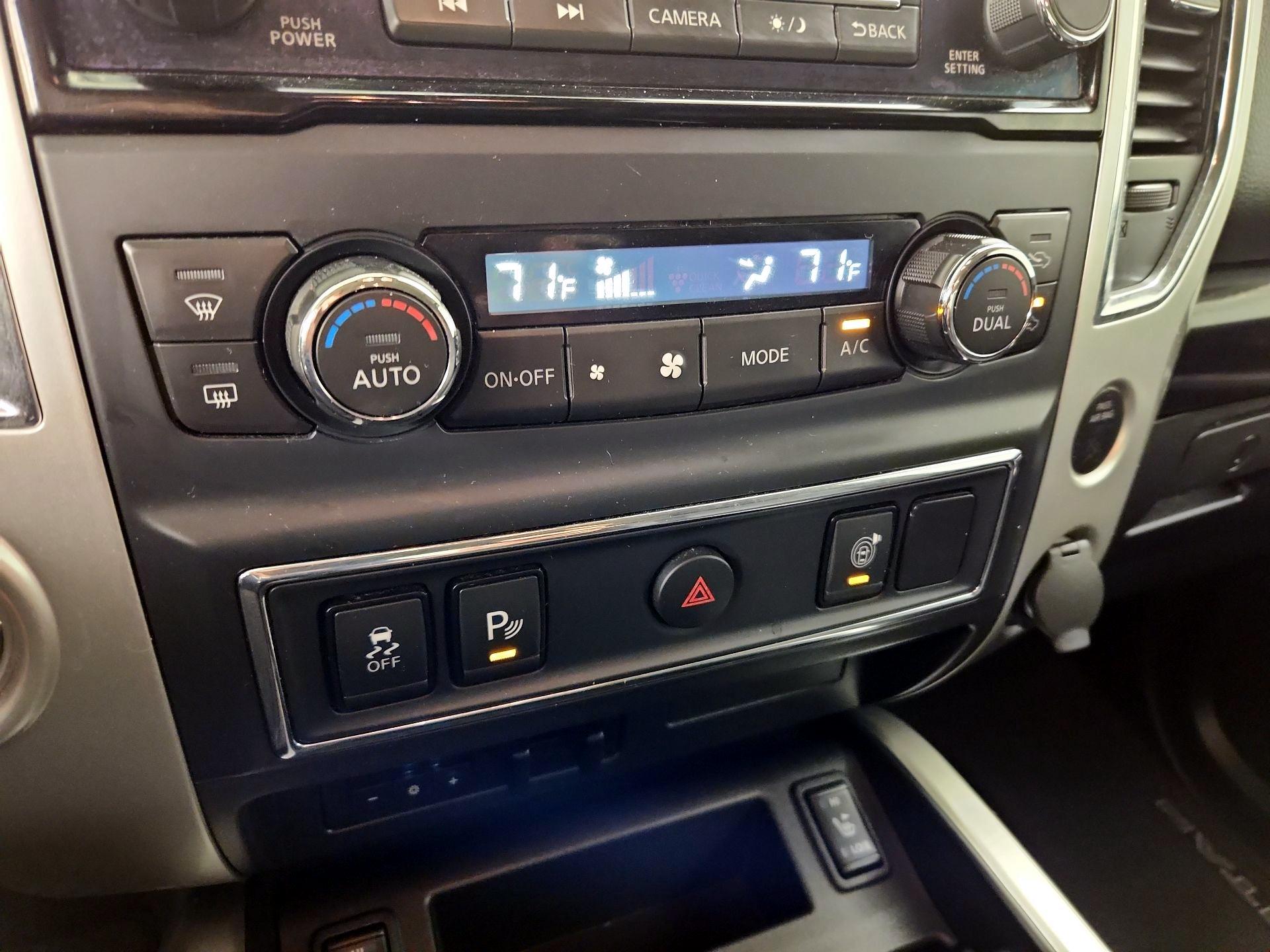 Thumbnail: 2020 Nissan Titan - 17