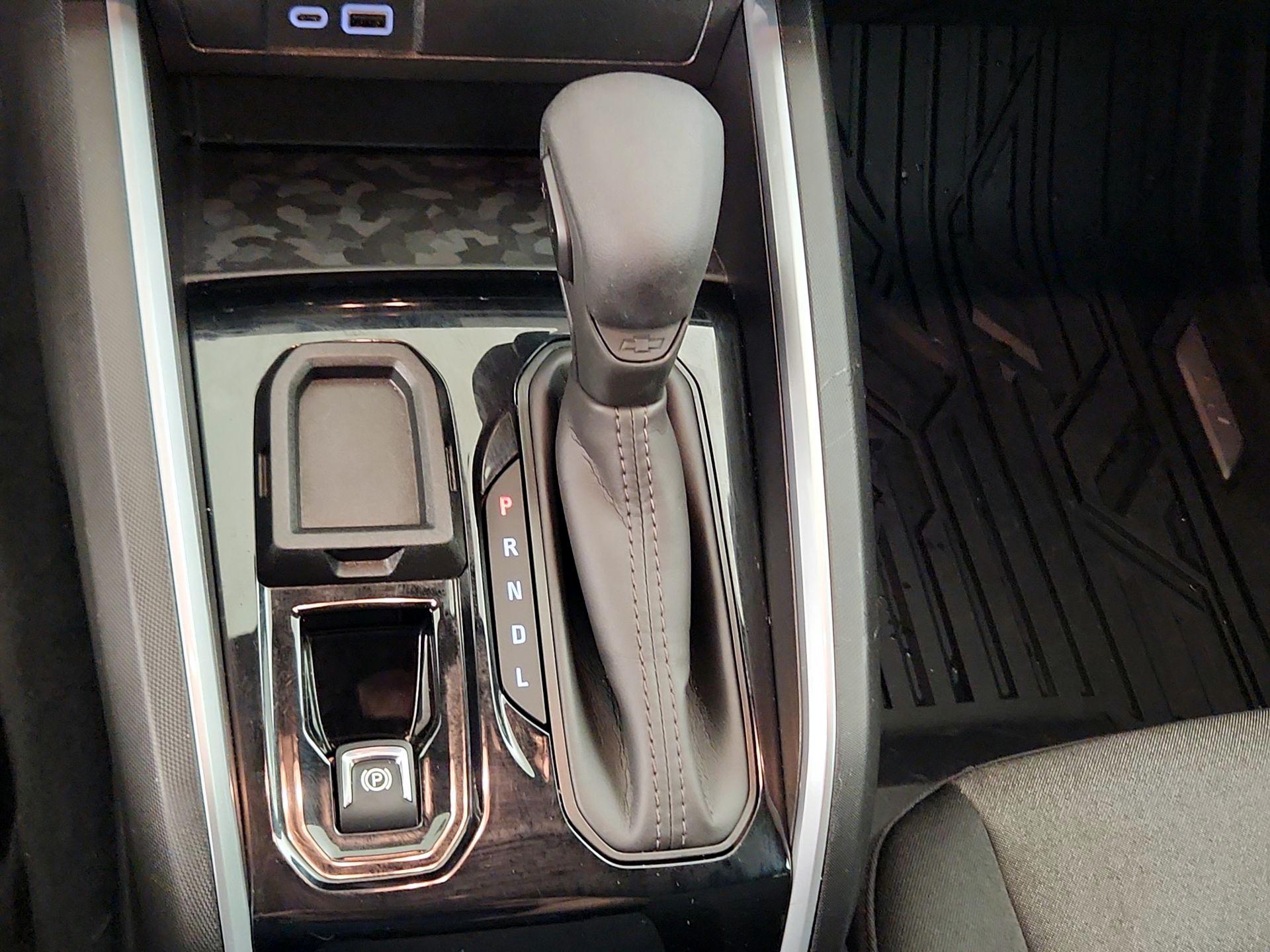 Thumbnail: 2025 Chevrolet Colorado - 17