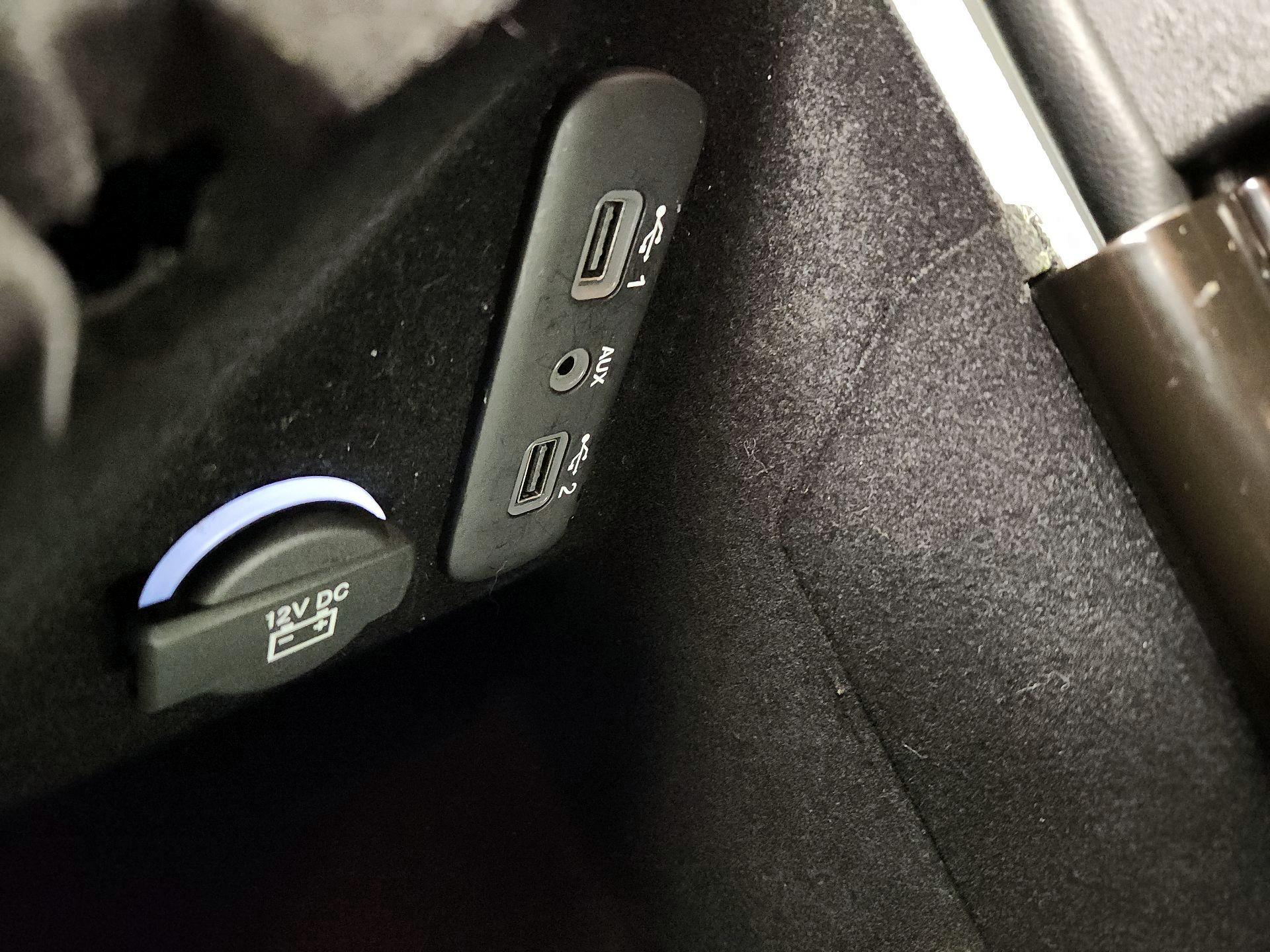 Thumbnail: 2022 Dodge Challenger - 18