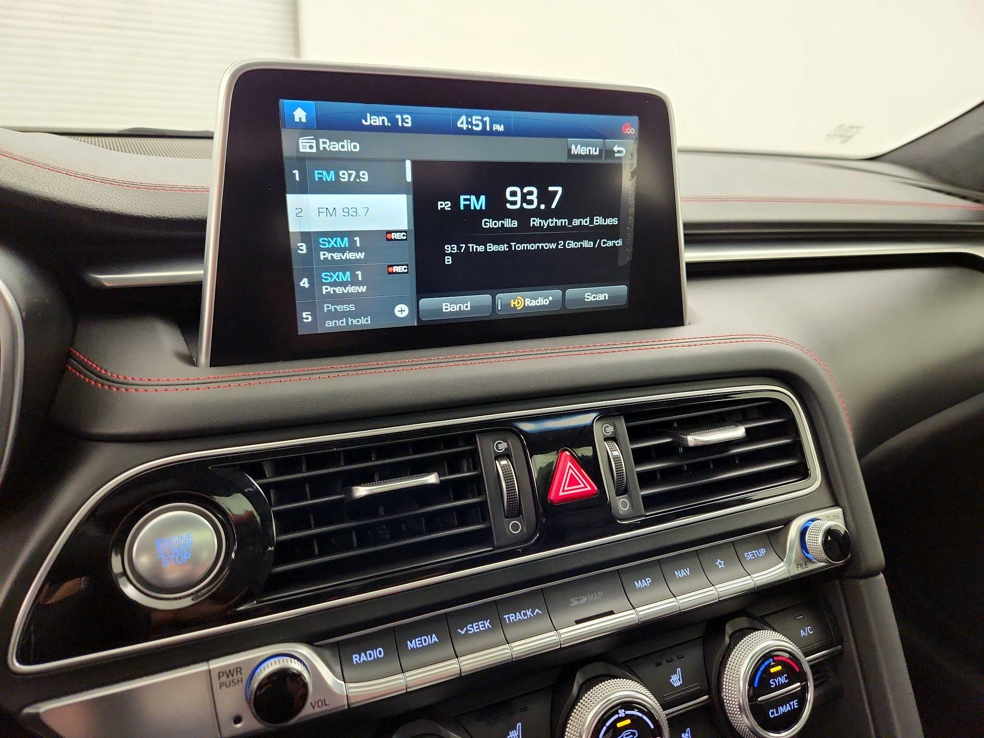 Thumbnail: 2021 Genesis G70 - 16