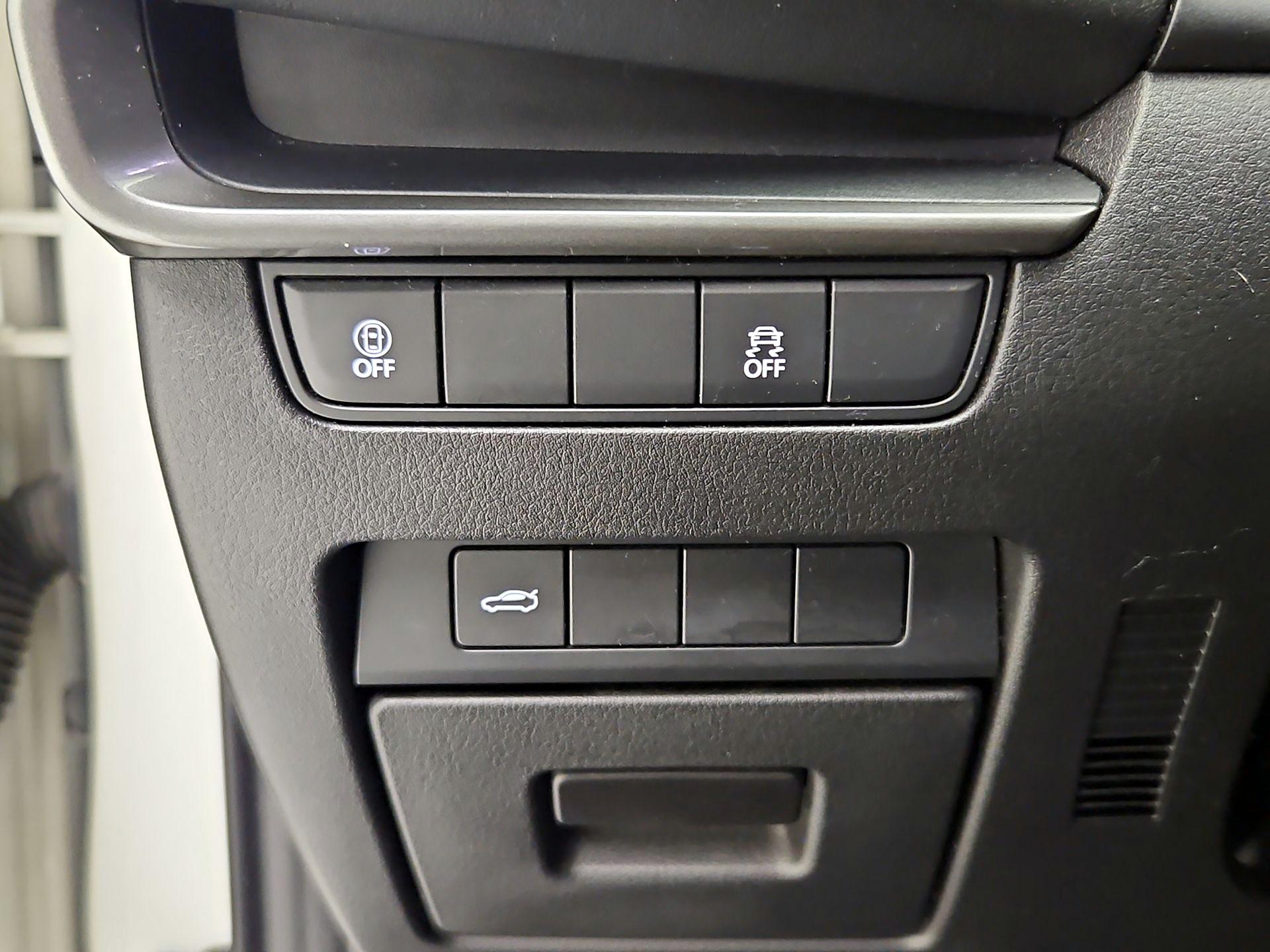 Thumbnail: 2021 Mazda Mazda3 - 13