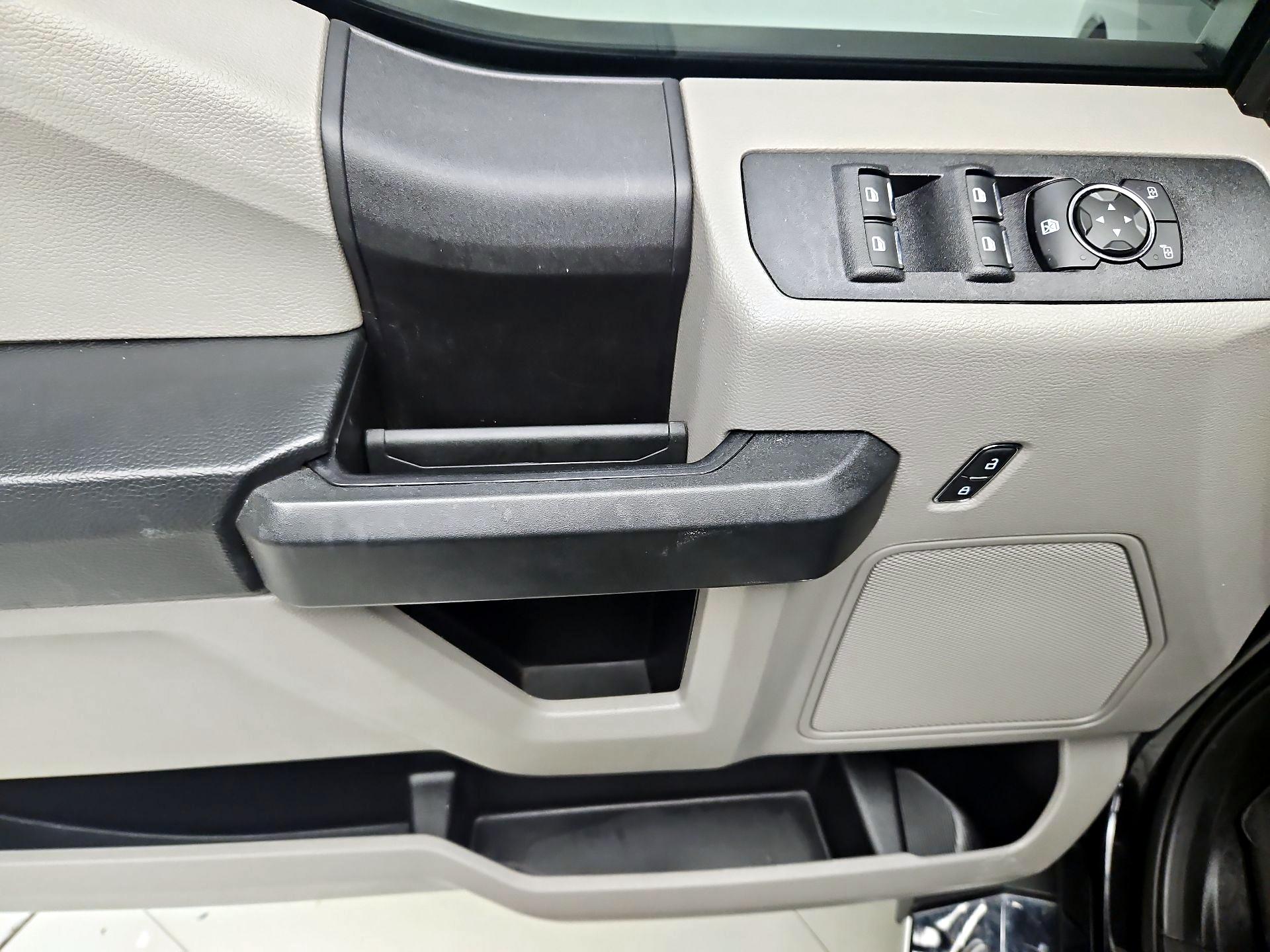 Thumbnail: 2020 Ford F-250 - 12