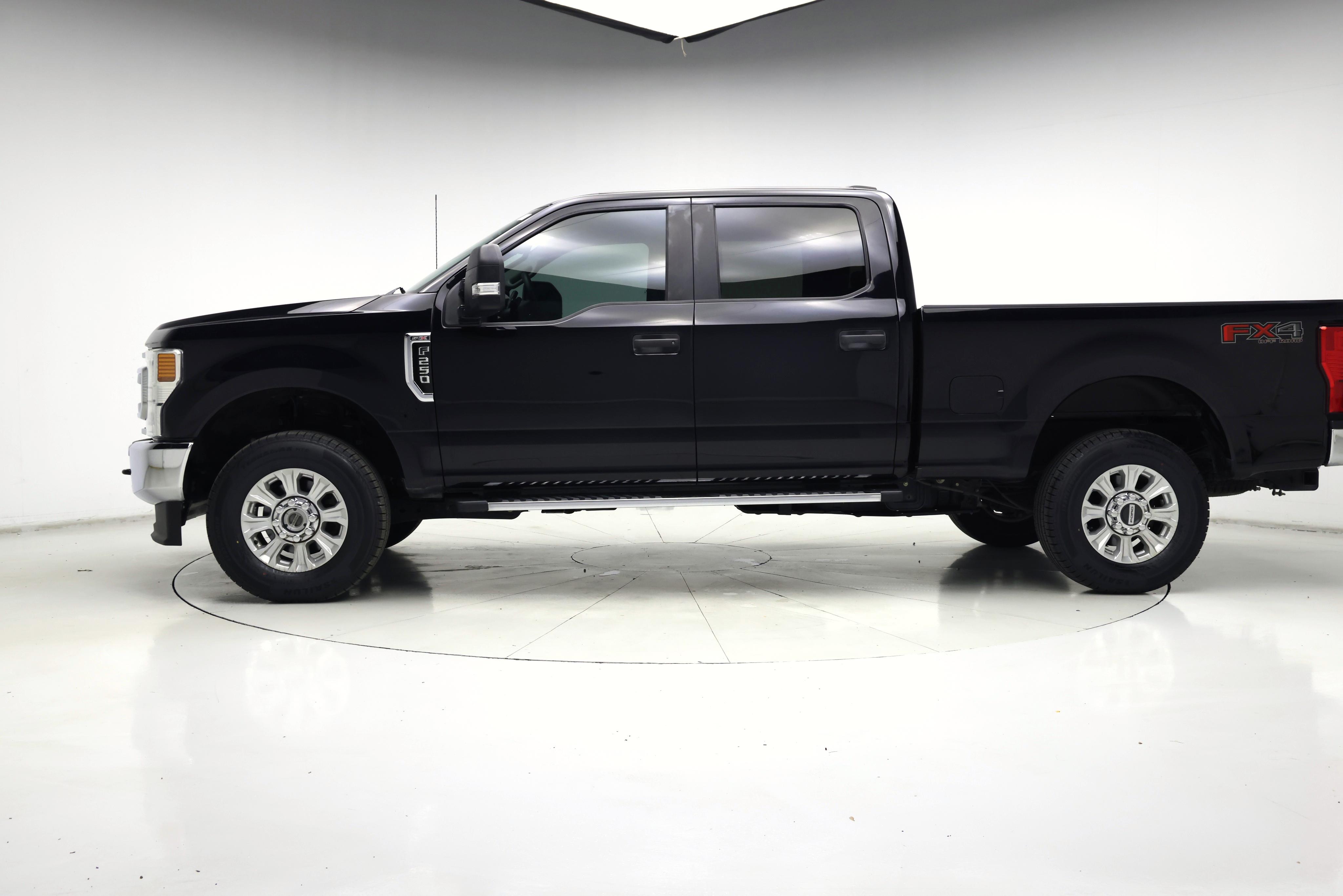 Thumbnail: 2020 Ford F-250 - 3