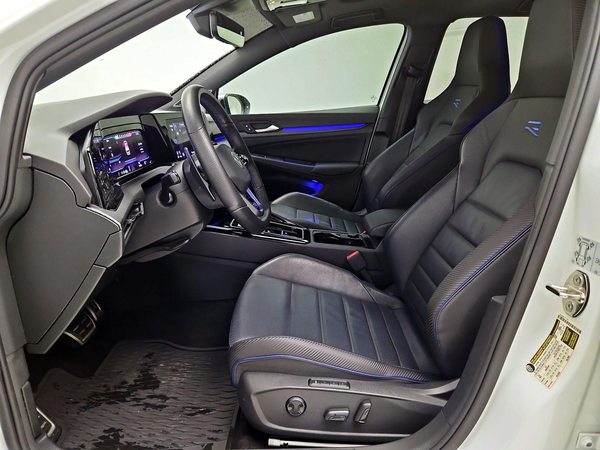 Thumbnail: 2024 Volkswagen Golf - 11