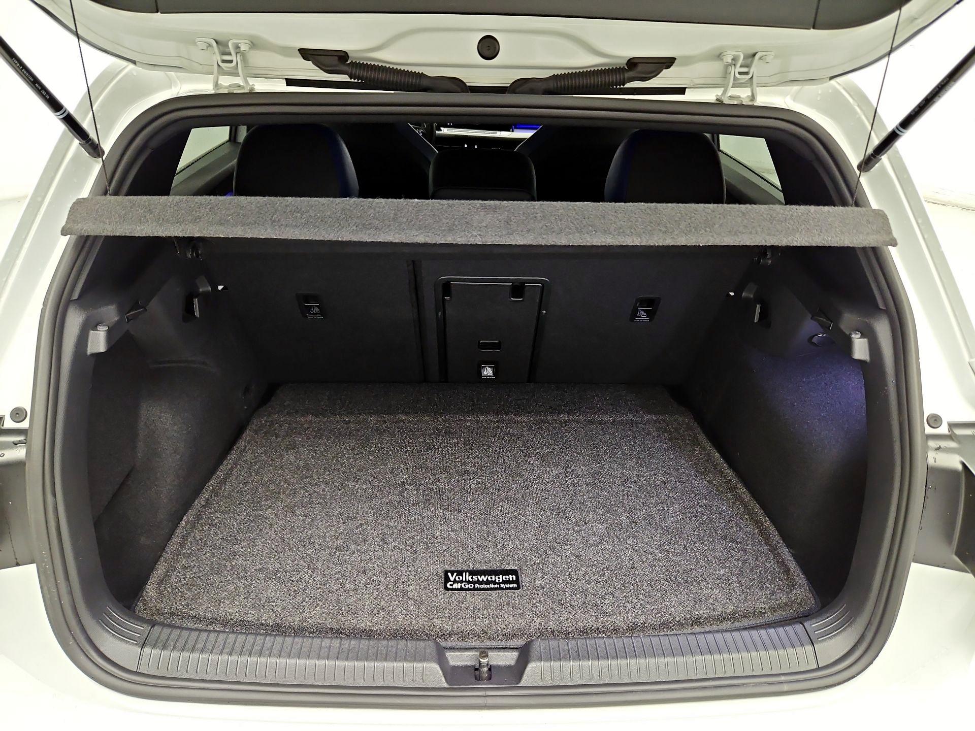 Thumbnail: 2024 Volkswagen Golf - 19