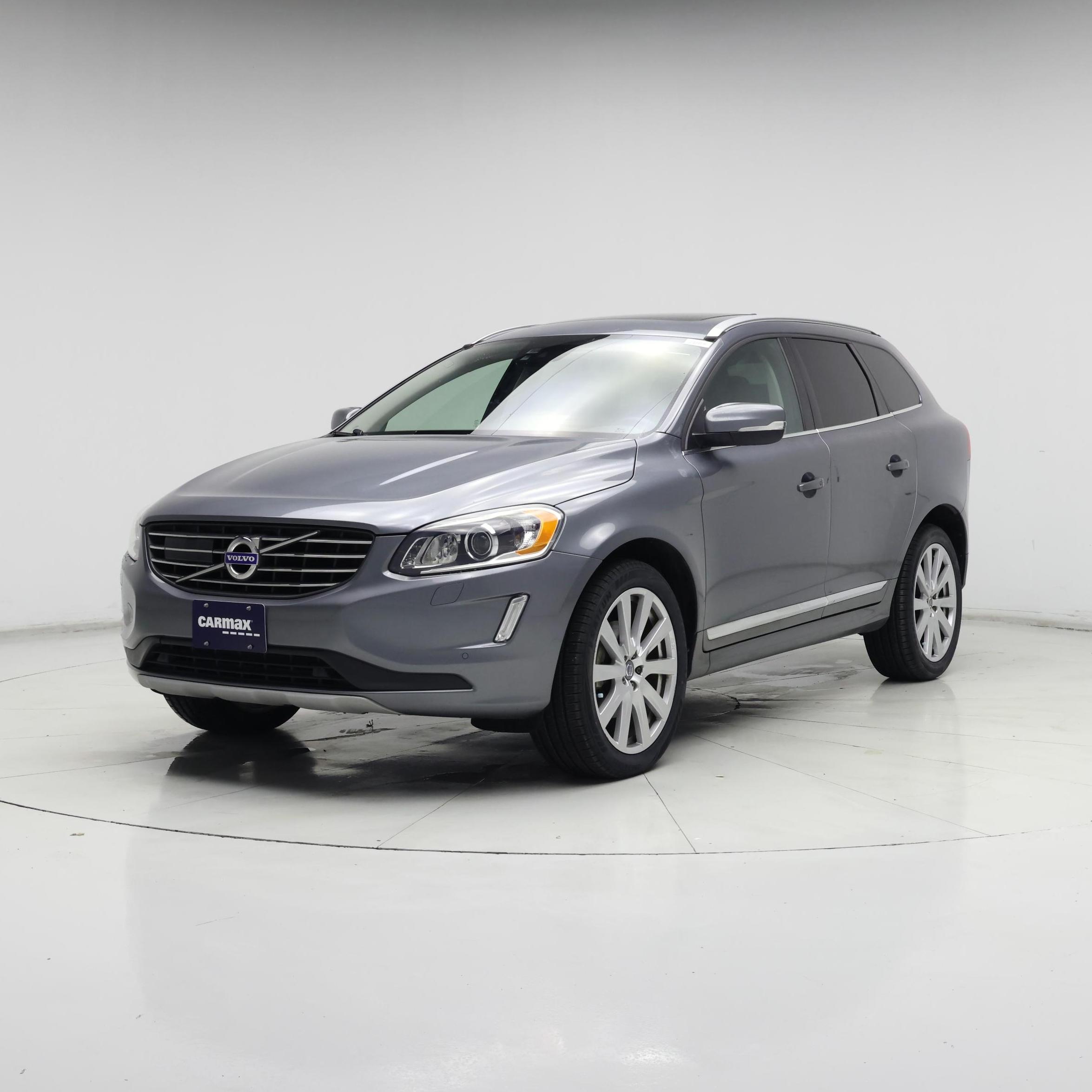 Thumbnail: 2017 Volvo XC60 - 4