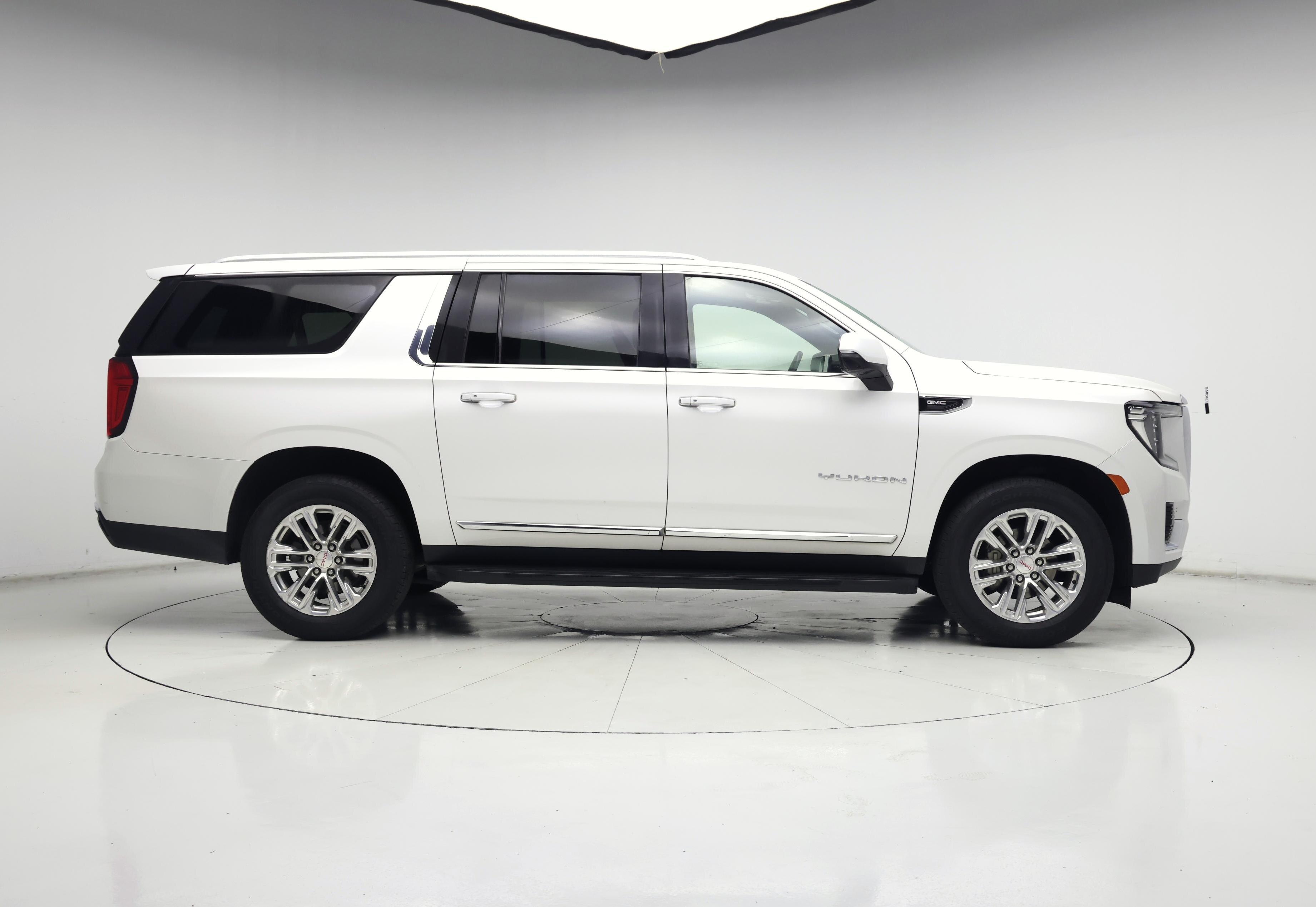 Thumbnail: 2021 GMC Yukon XL - 7