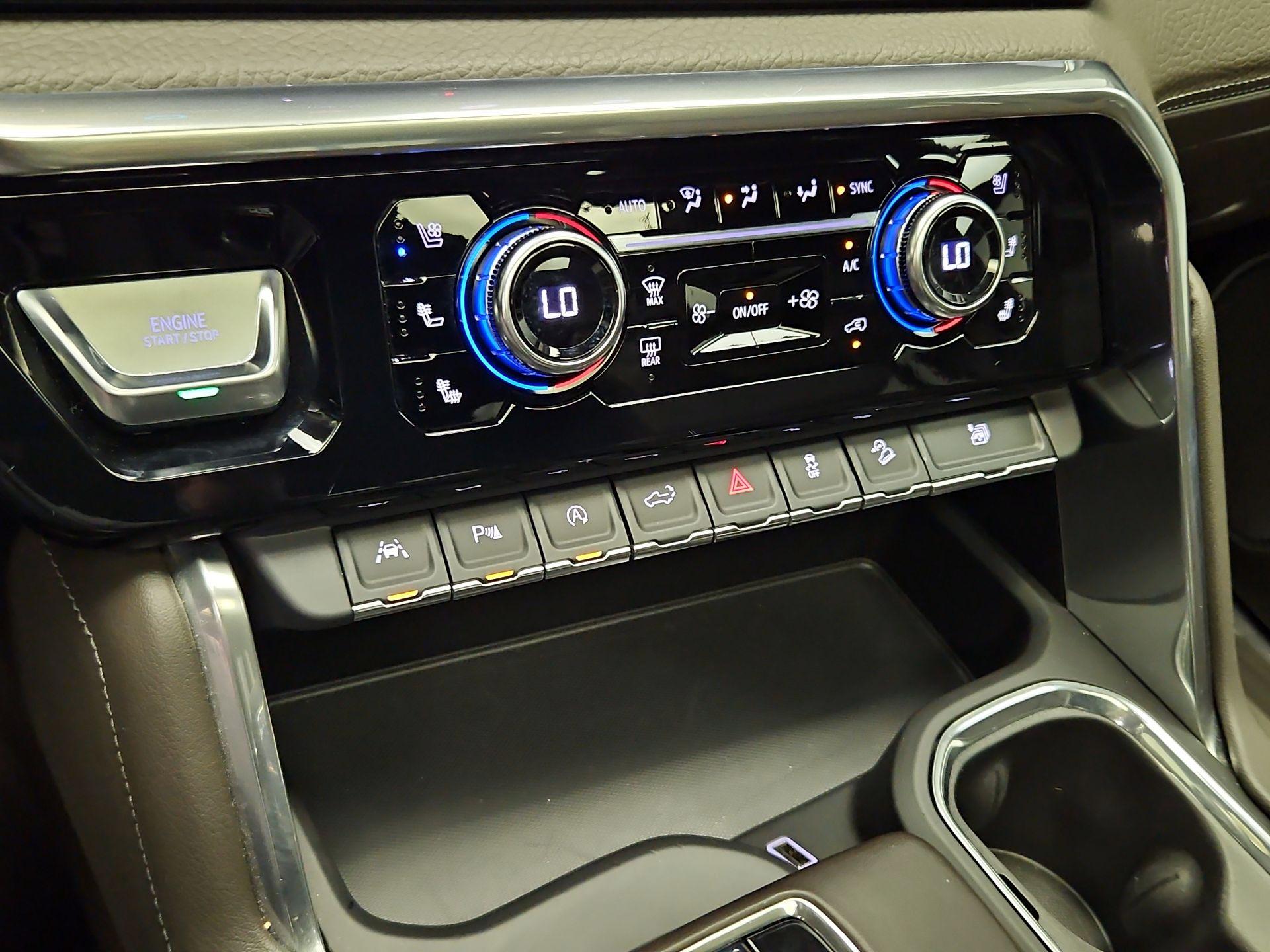 Thumbnail: 2023 GMC Sierra 1500 - 17