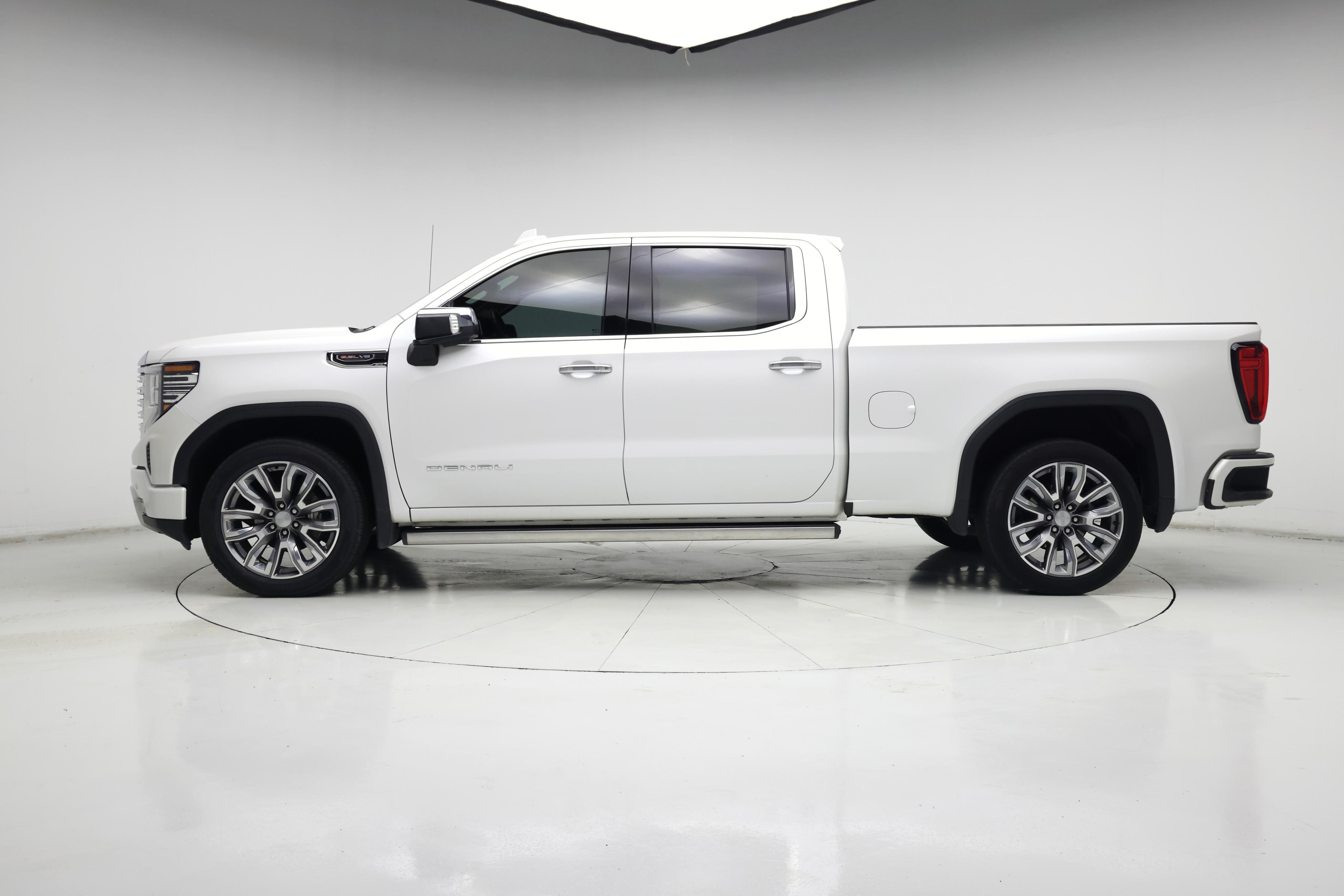 Thumbnail: 2023 GMC Sierra 1500 - 3