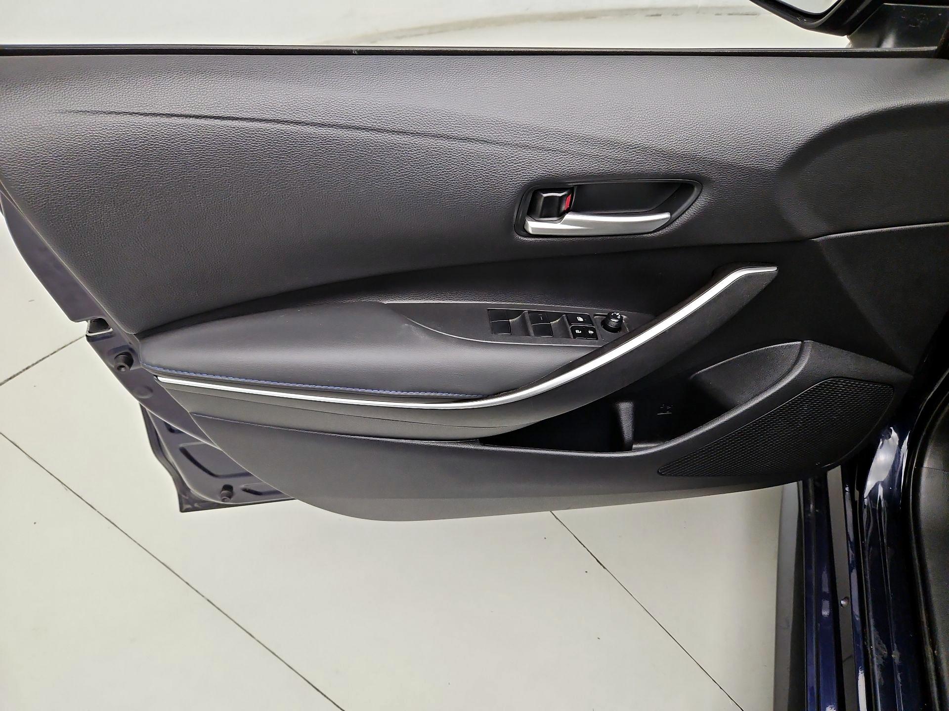 Thumbnail: 2022 Toyota Corolla - 12