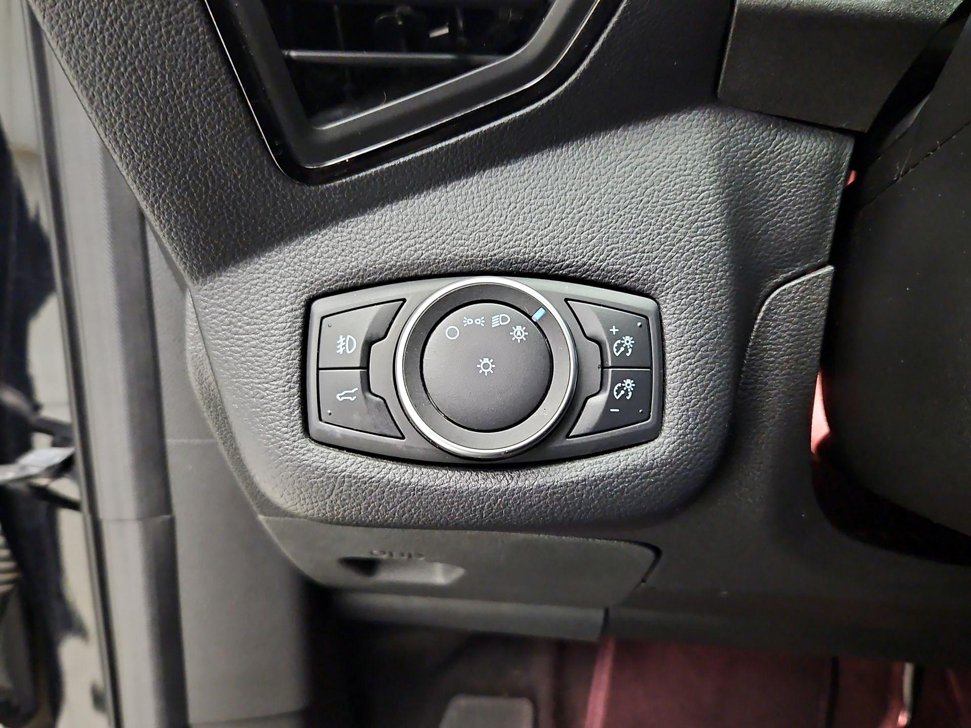 Thumbnail: 2018 Ford Escape - 13