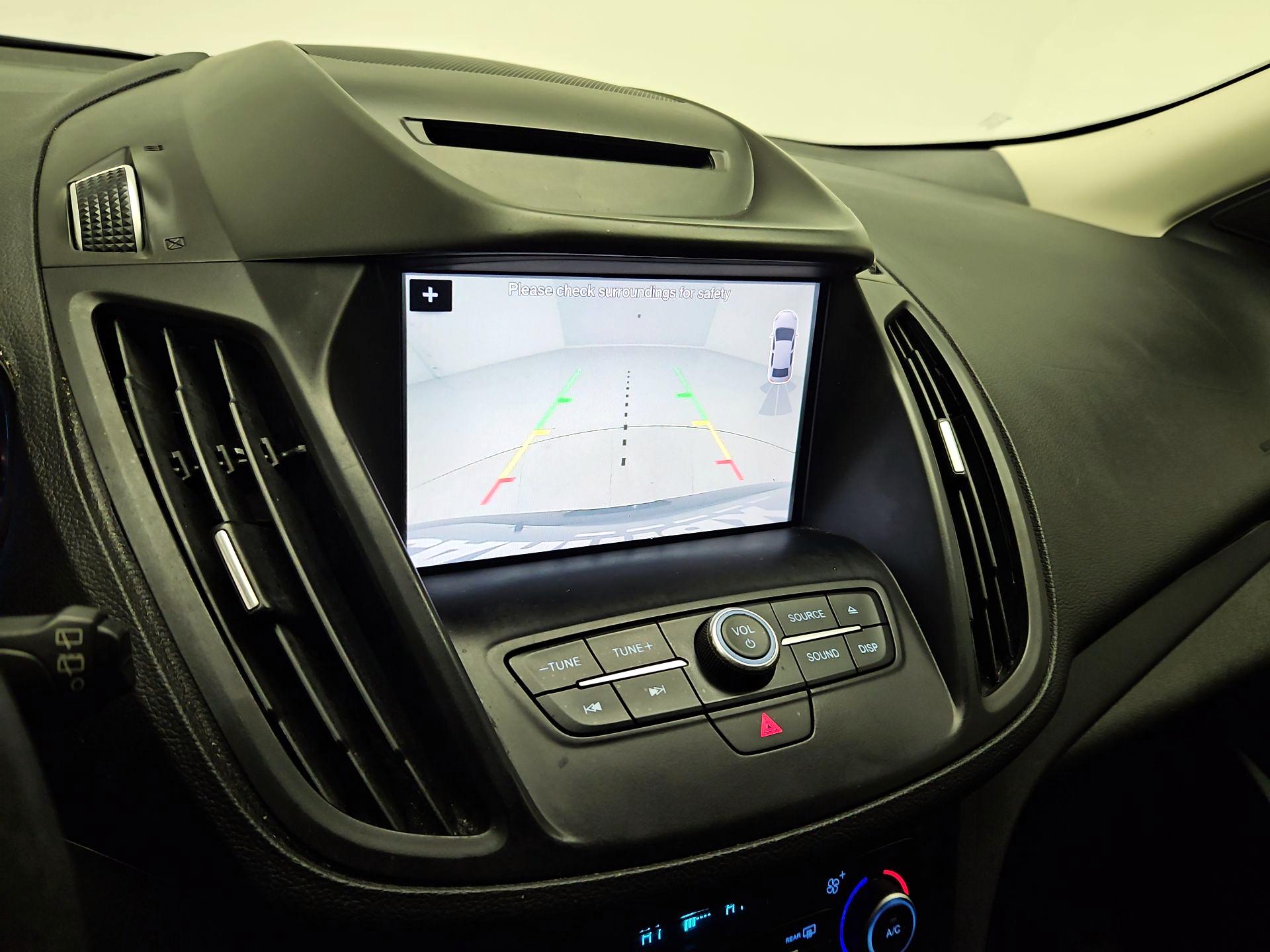 Thumbnail: 2018 Ford Escape - 15