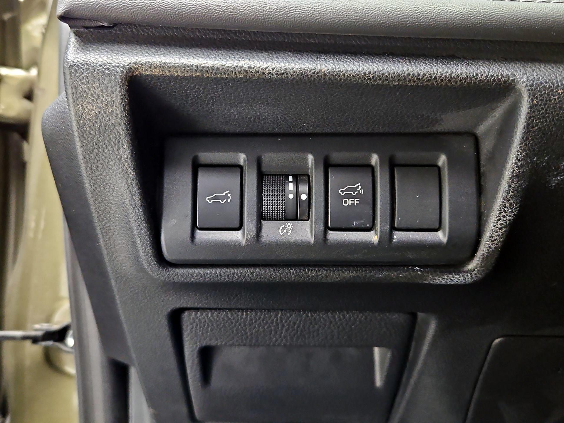 Thumbnail: 2020 Subaru Outback - 13