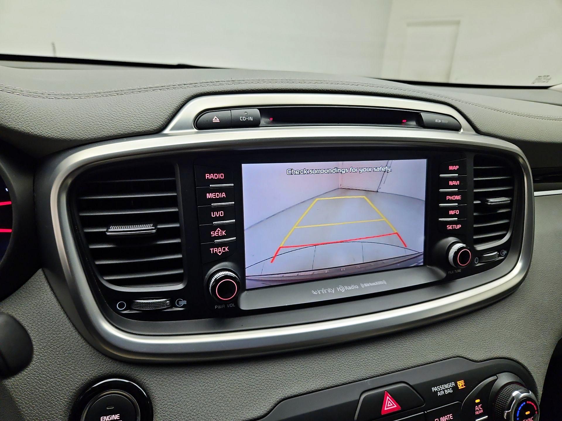 Thumbnail: 2016 Kia Sorento - 15