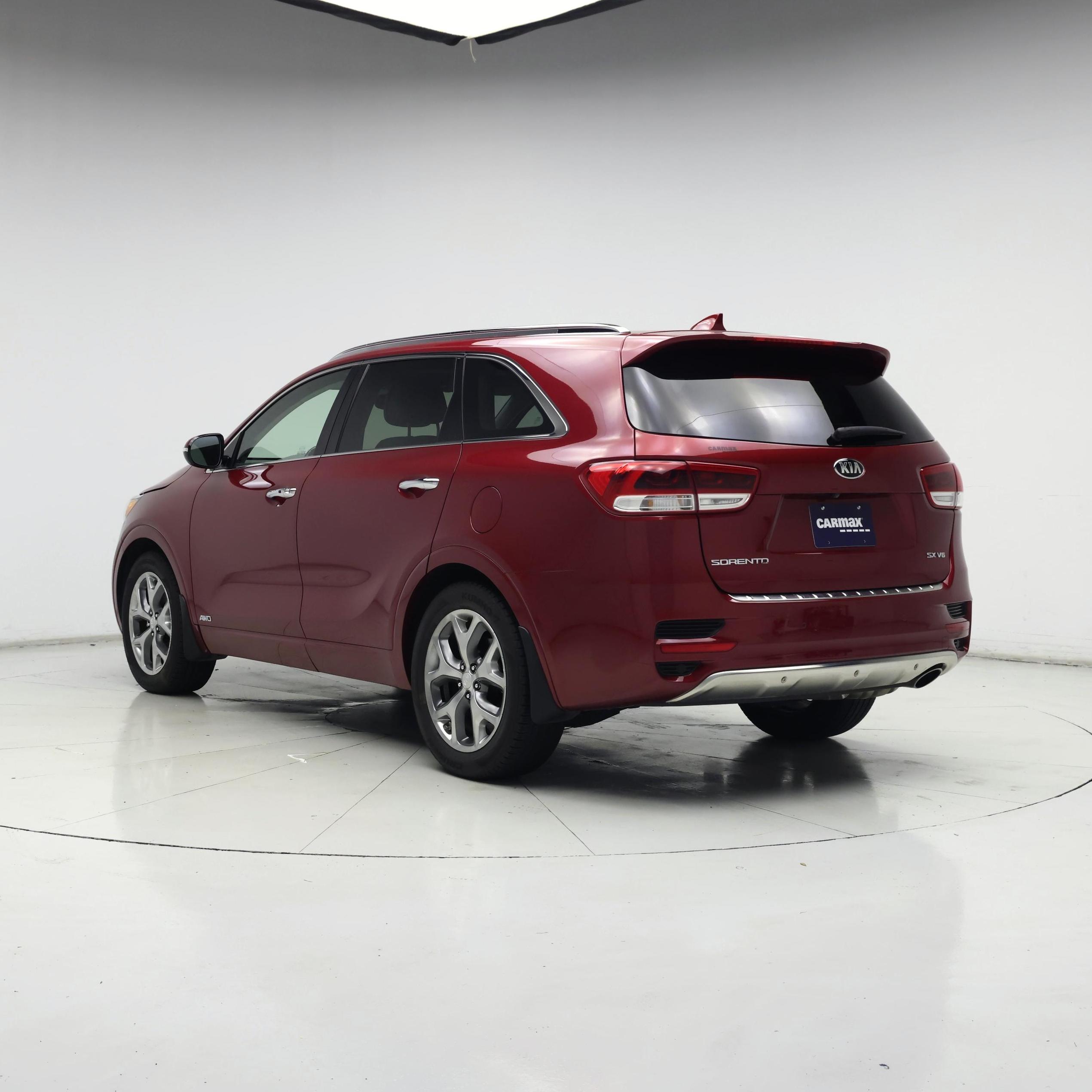 Thumbnail: 2016 Kia Sorento - 2