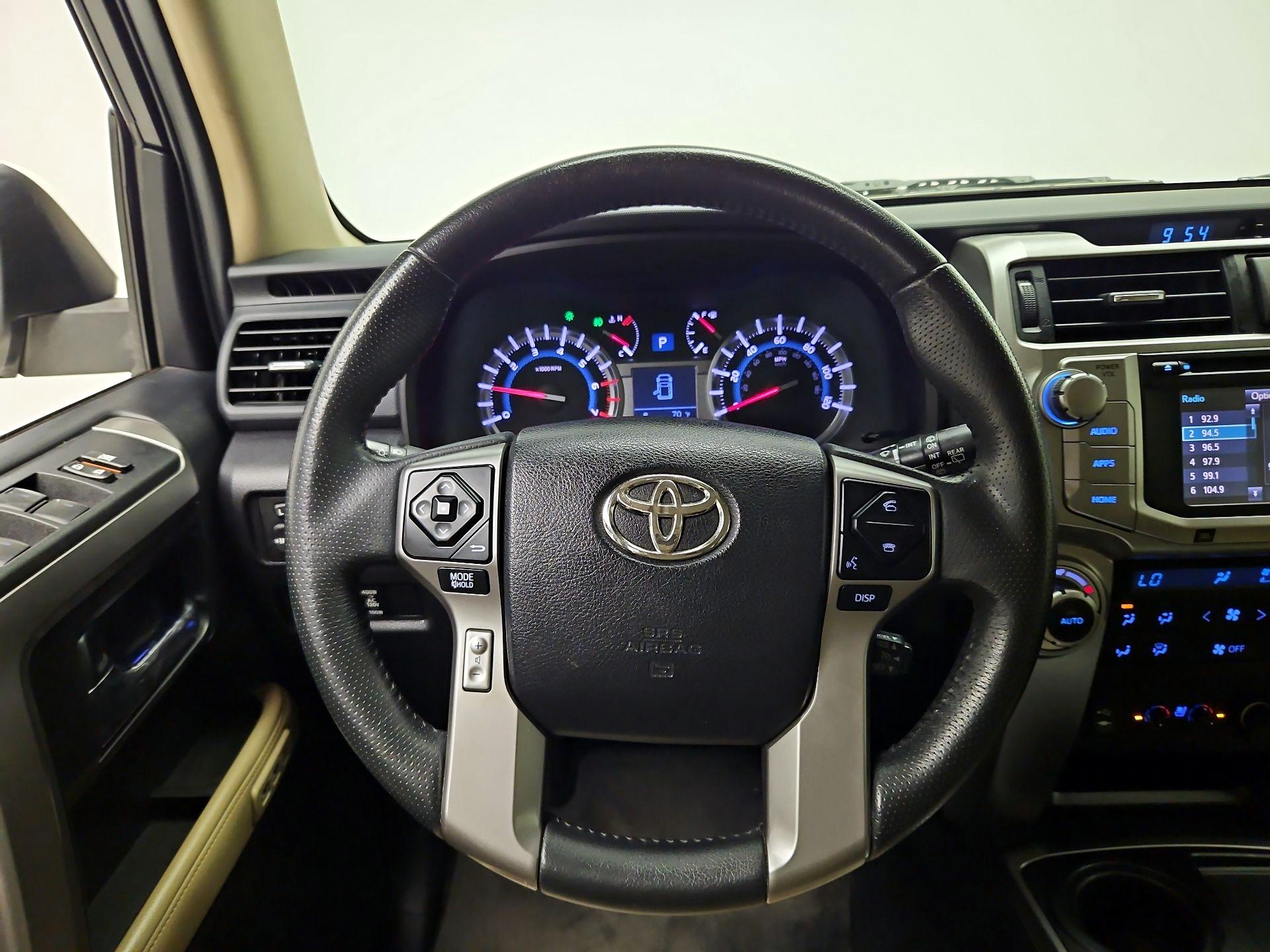 Thumbnail: 2015 Toyota 4Runner - 10