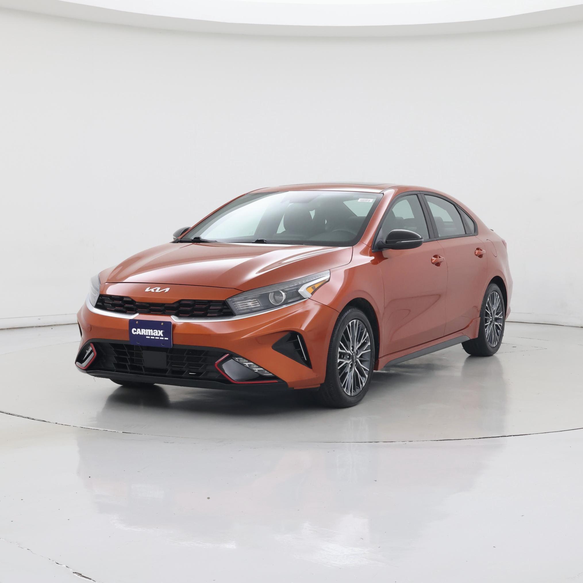 Thumbnail: 2023 Kia Forte - 4