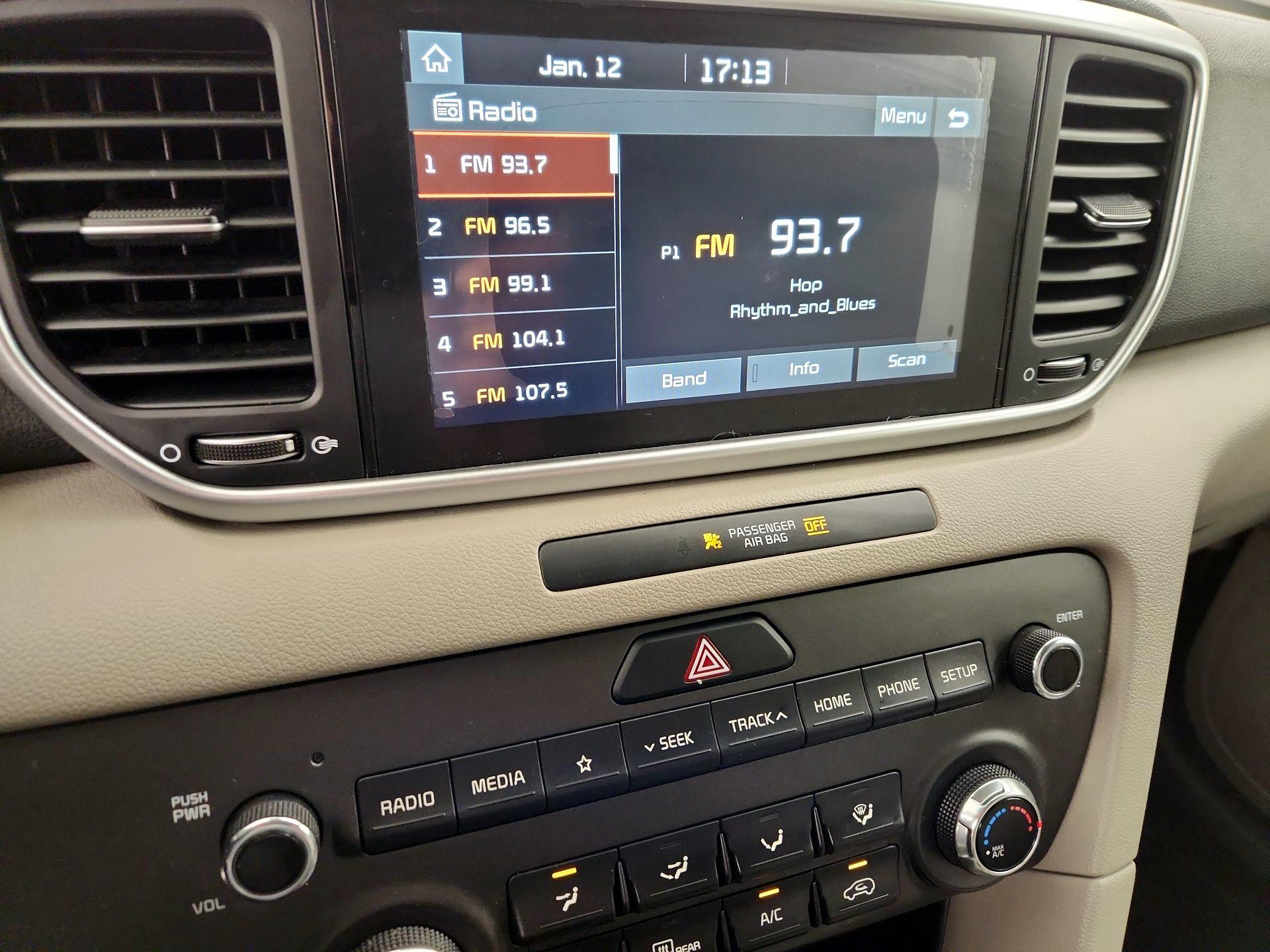 Thumbnail: 2020 Kia Sportage - 15