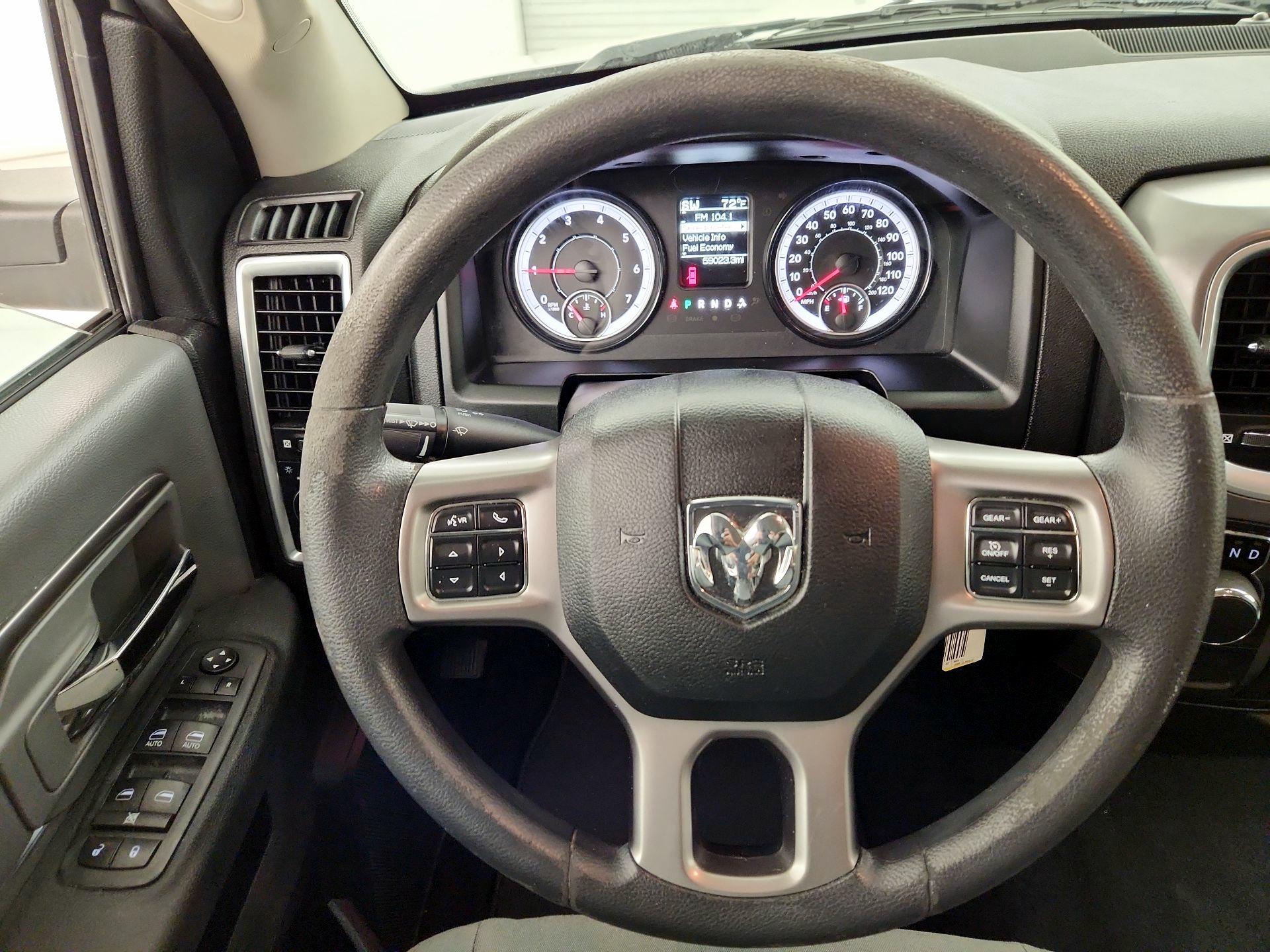 Thumbnail: 2022 RAM 1500 Classic - 10