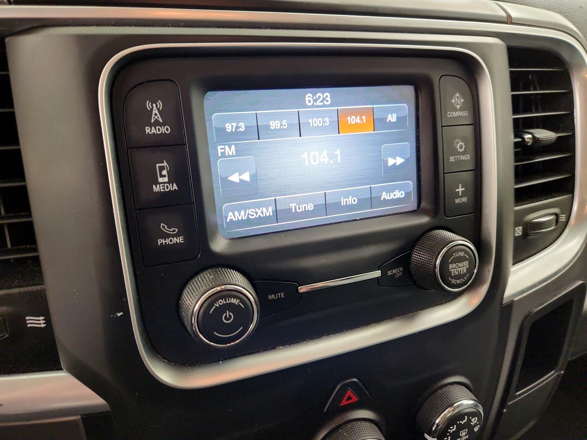 Thumbnail: 2022 RAM 1500 Classic - 15