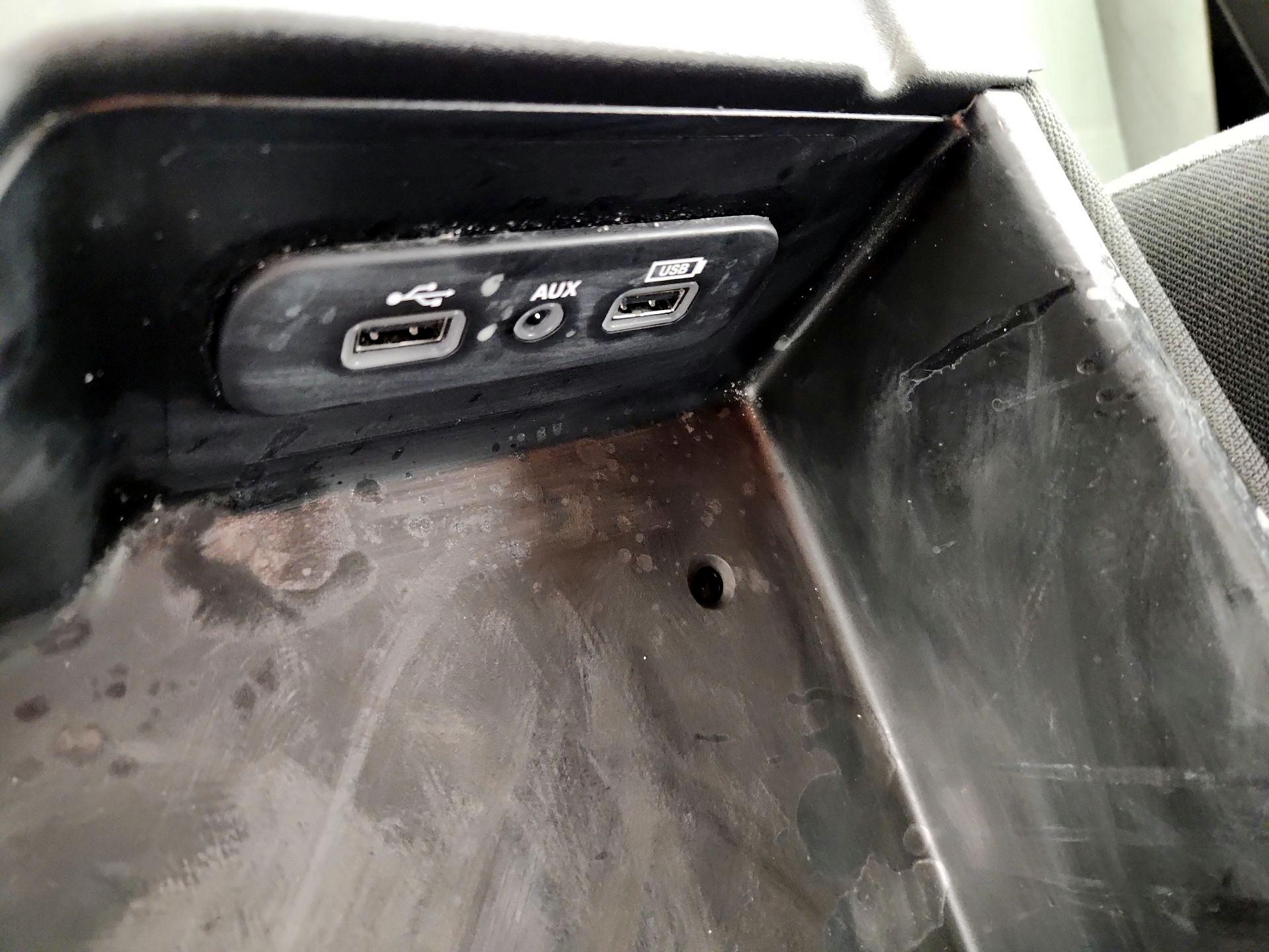 Thumbnail: 2022 RAM 1500 Classic - 18