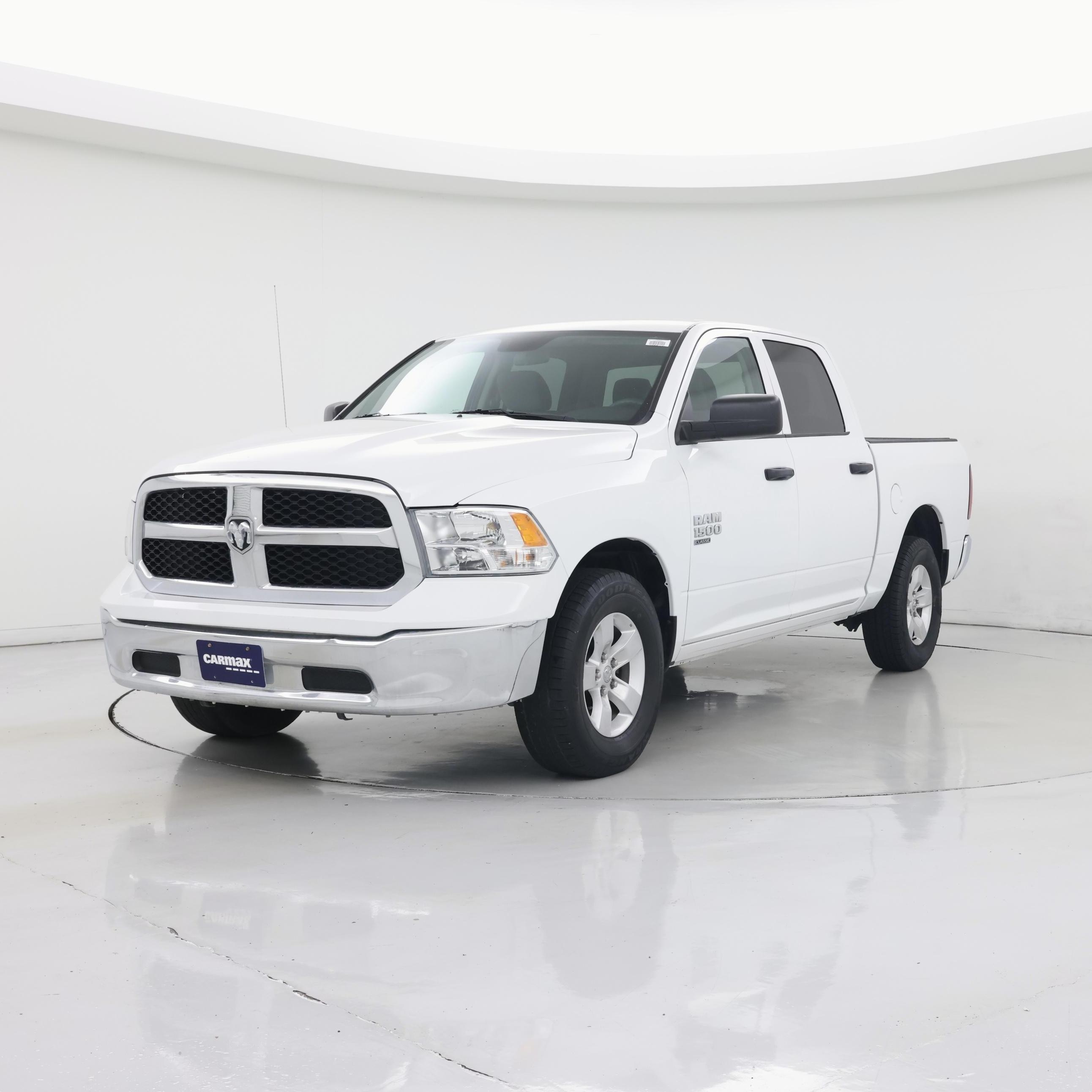Thumbnail: 2022 RAM 1500 Classic - 4