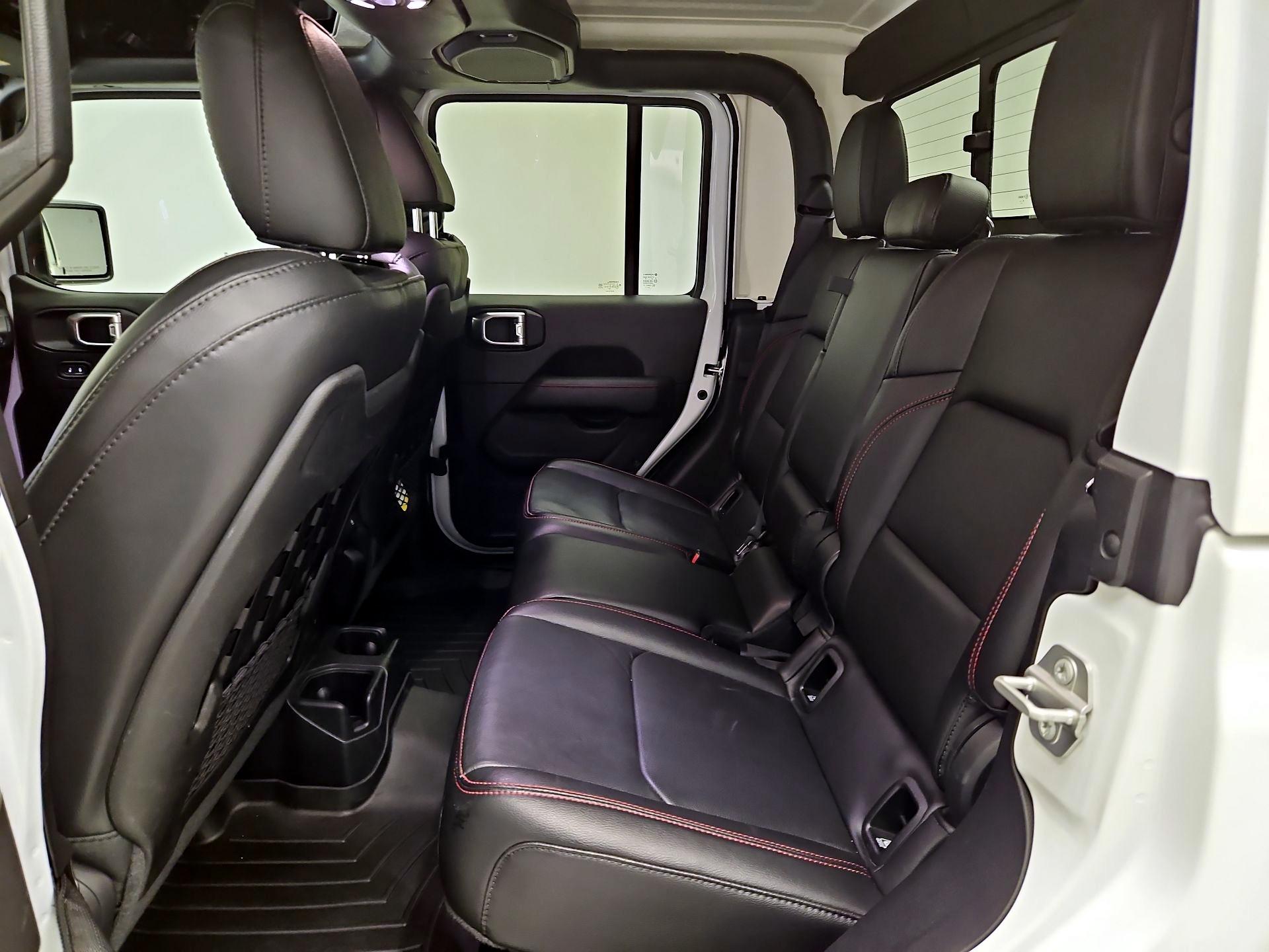 Thumbnail: 2020 Jeep Gladiator - 17