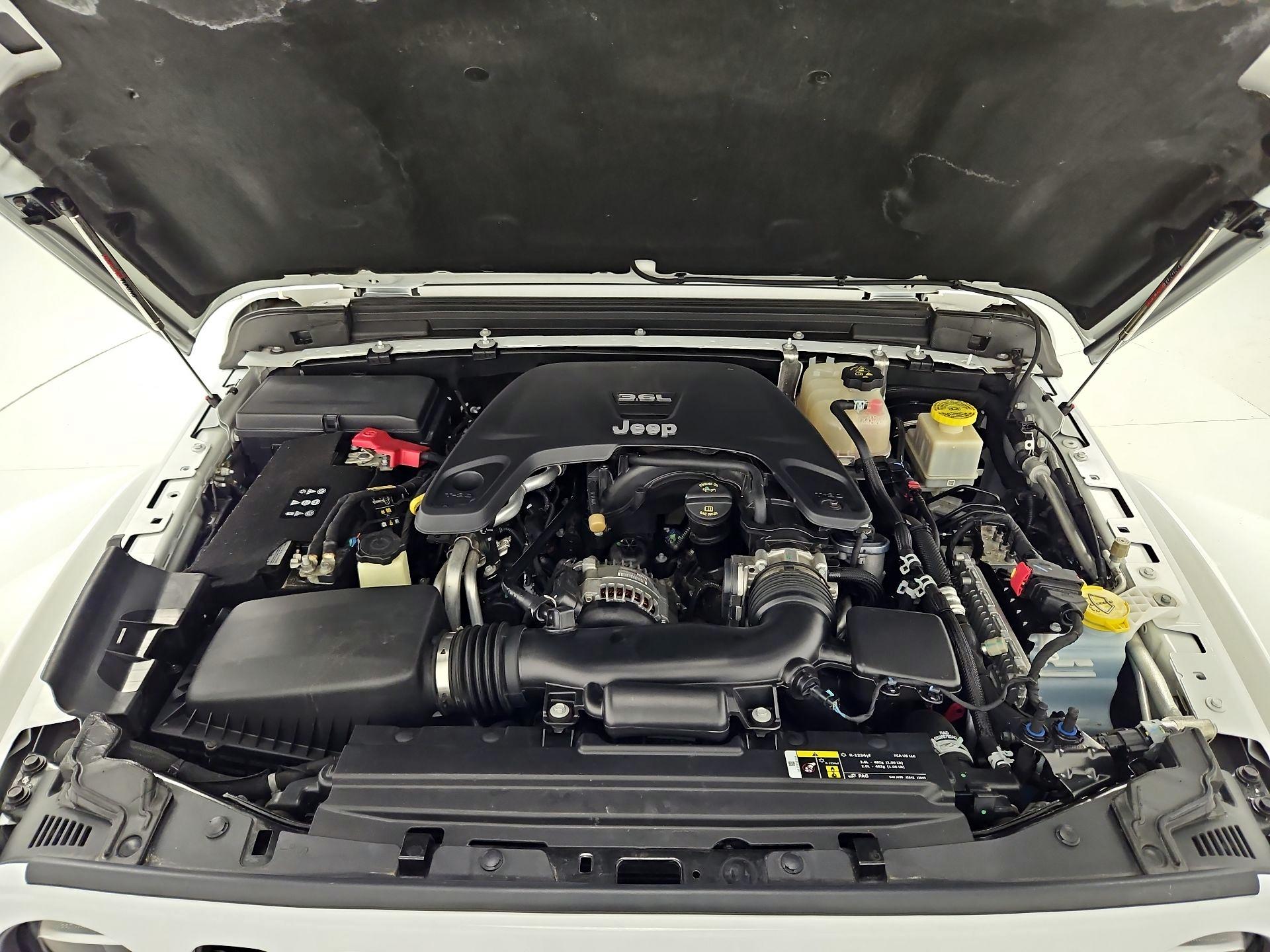 Thumbnail: 2020 Jeep Gladiator - 19