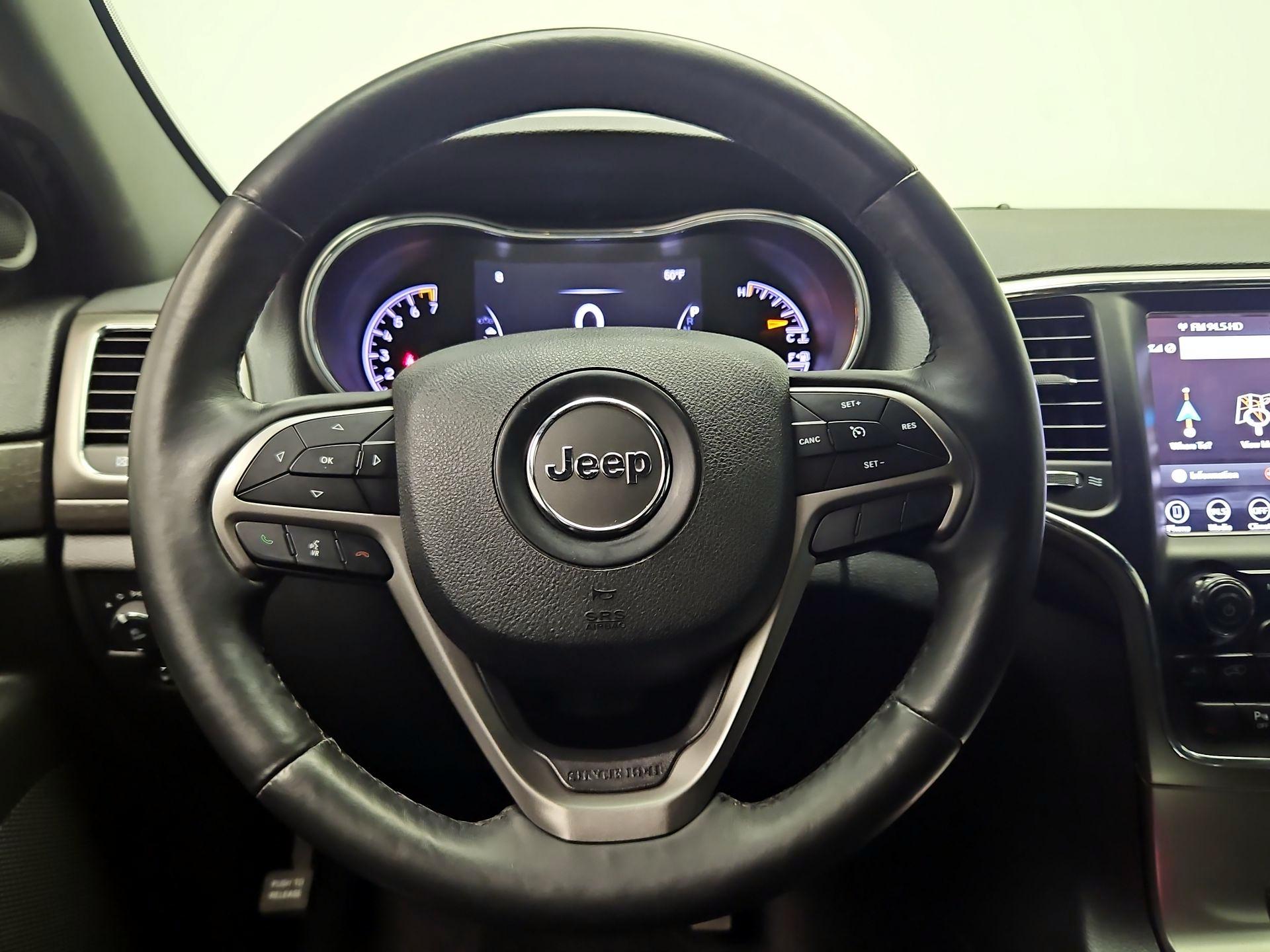 Thumbnail: 2018 Jeep Grand Cherokee - 10