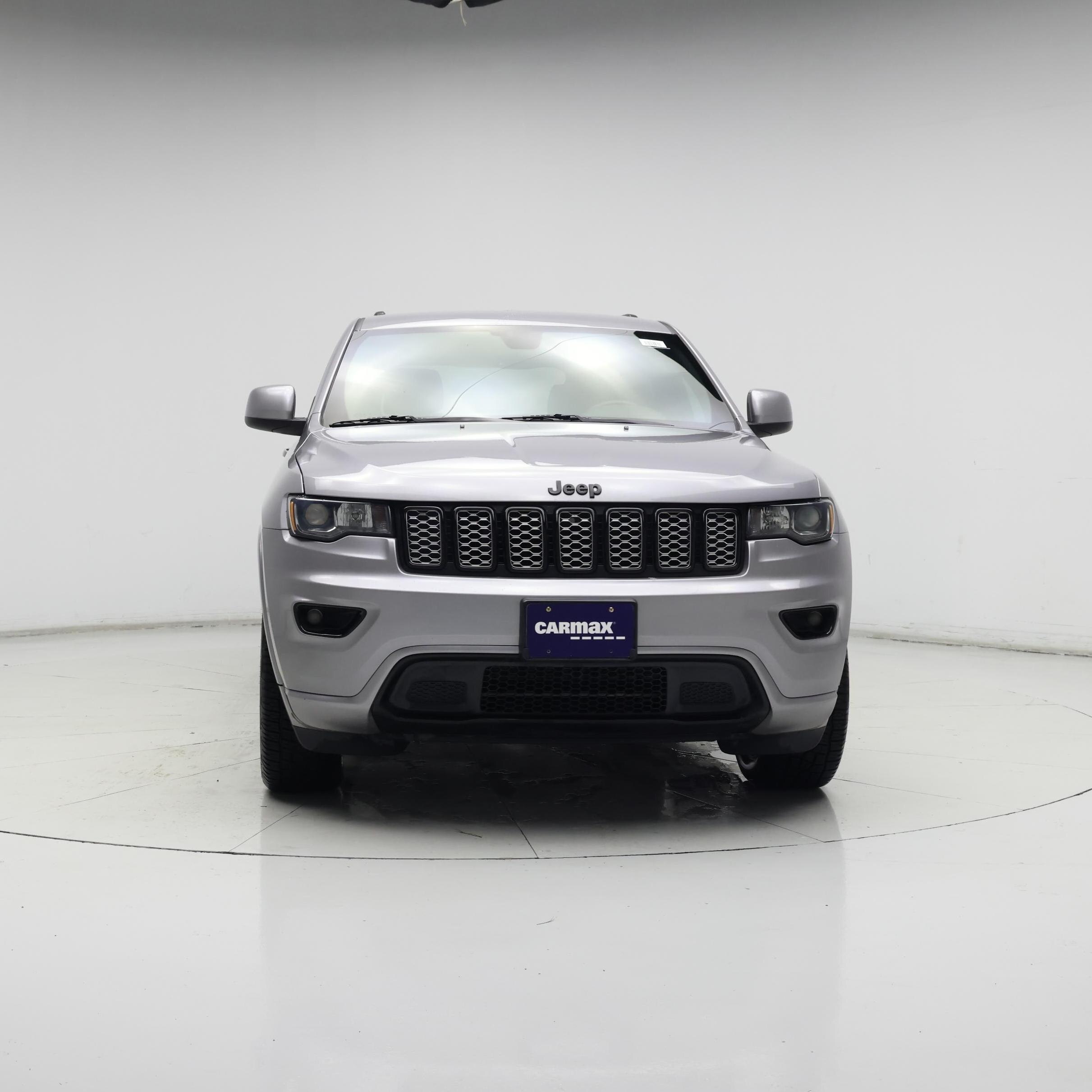Thumbnail: 2018 Jeep Grand Cherokee - 5