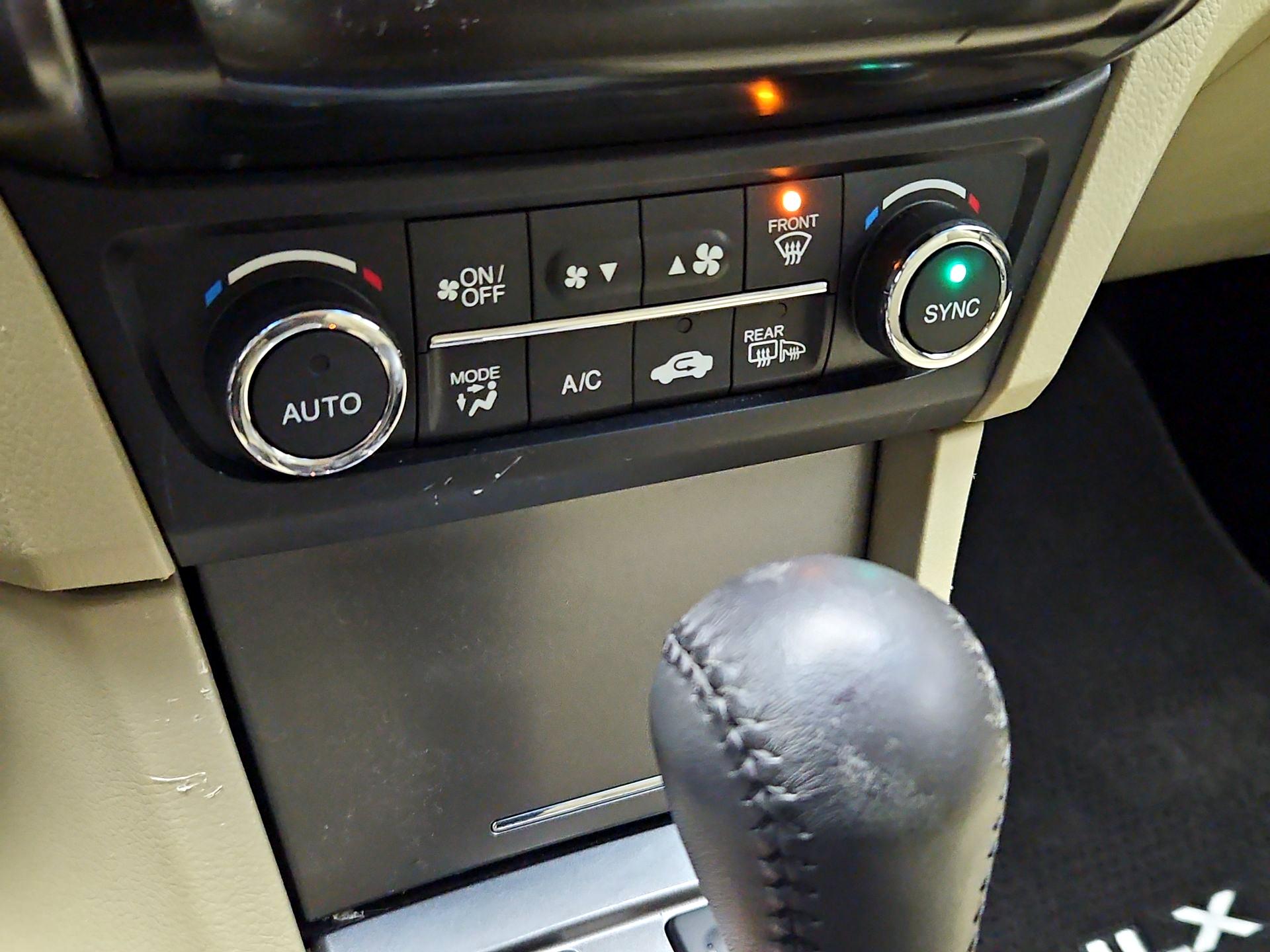 Thumbnail: 2015 Acura ILX - 16