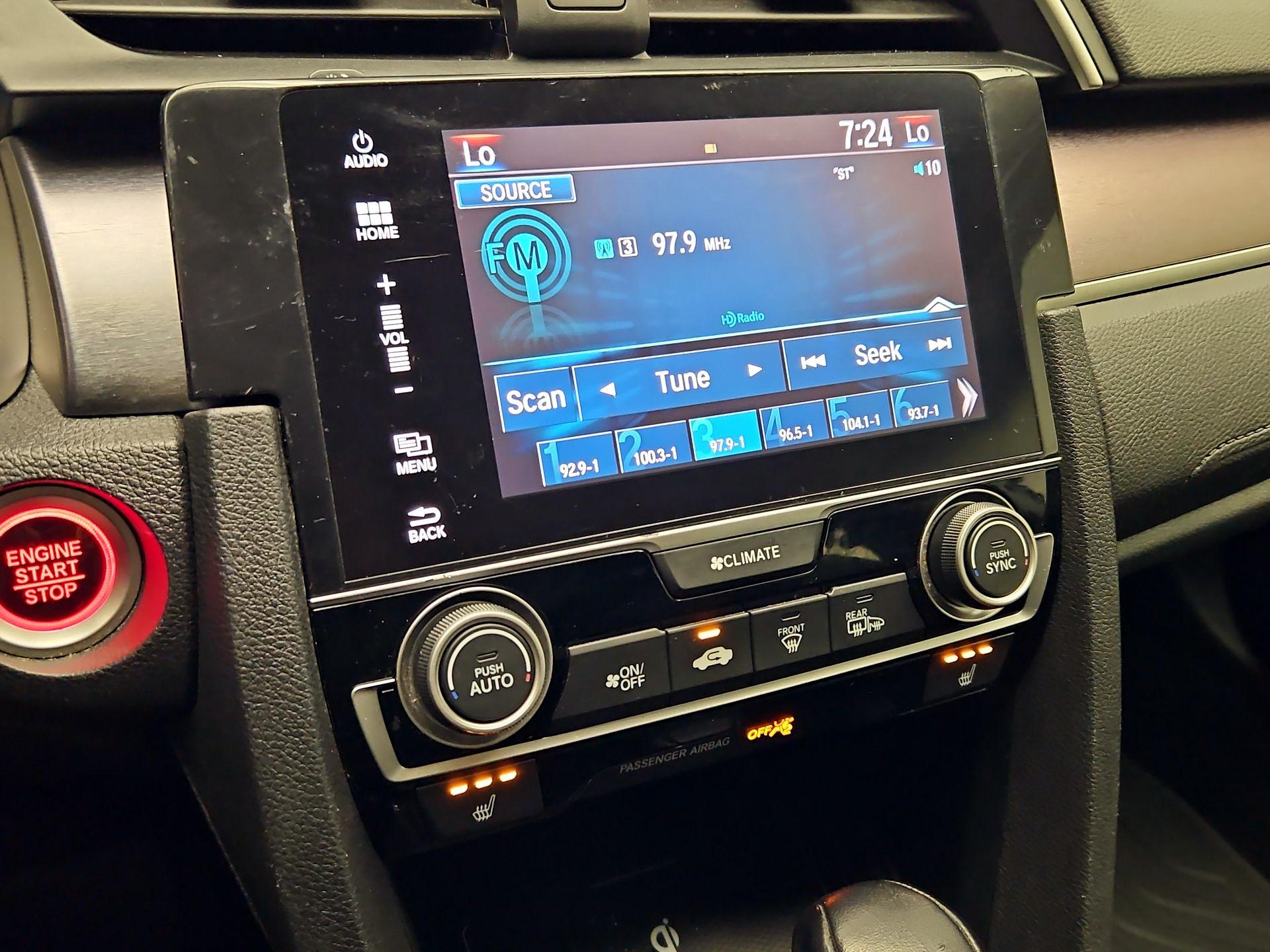 Thumbnail: 2016 Honda Civic - 15