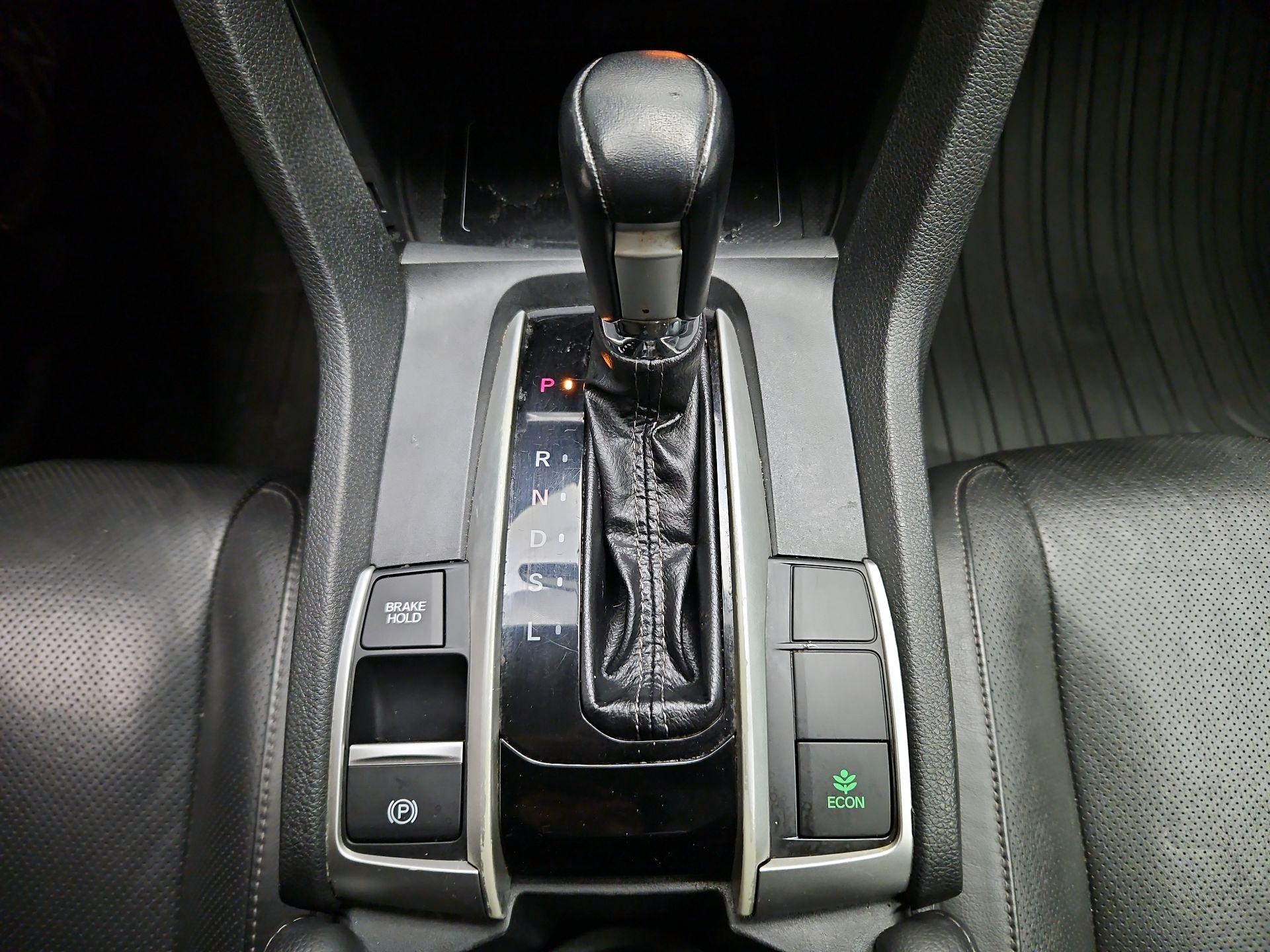 Thumbnail: 2016 Honda Civic - 17