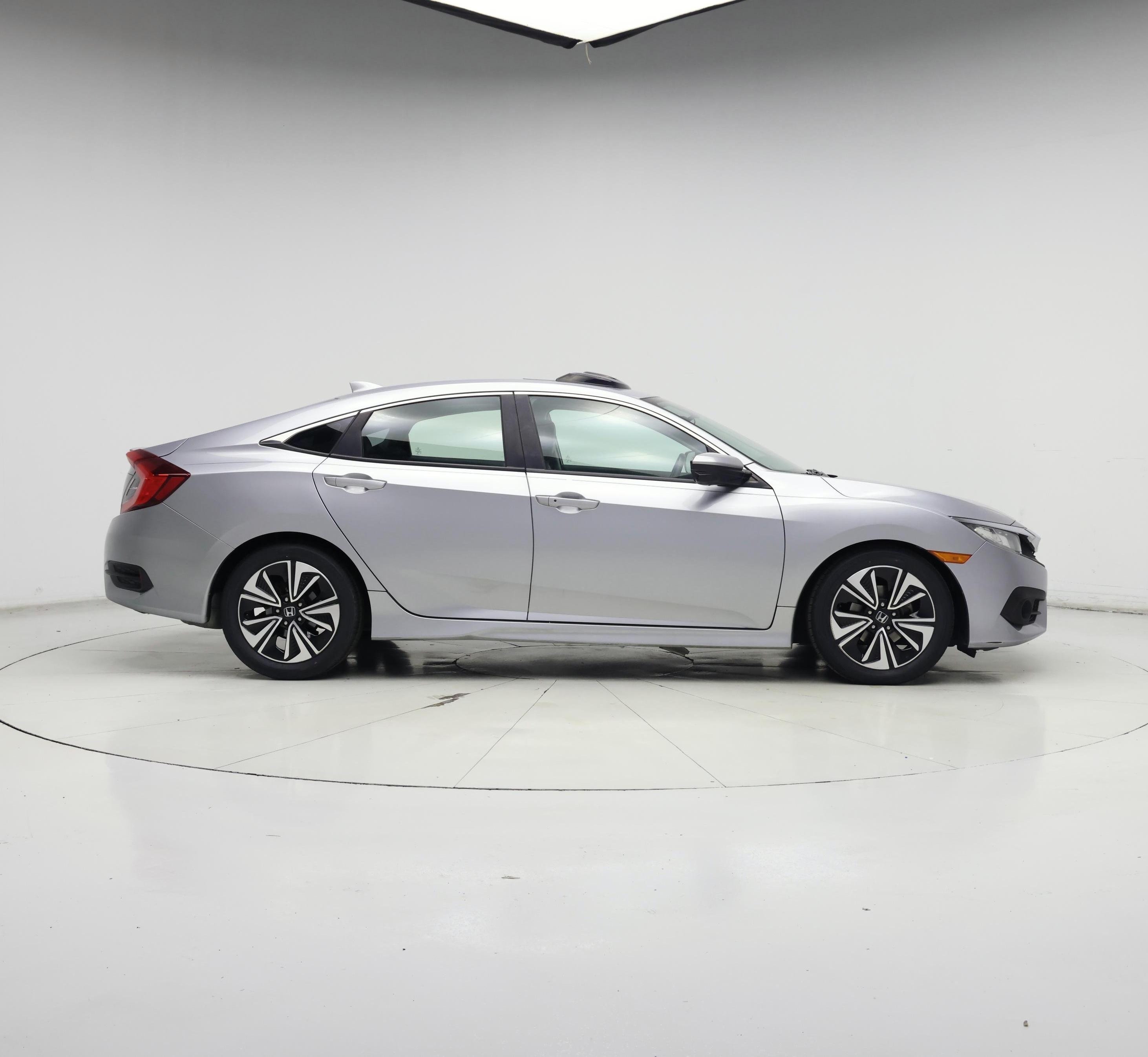 Thumbnail: 2016 Honda Civic - 7