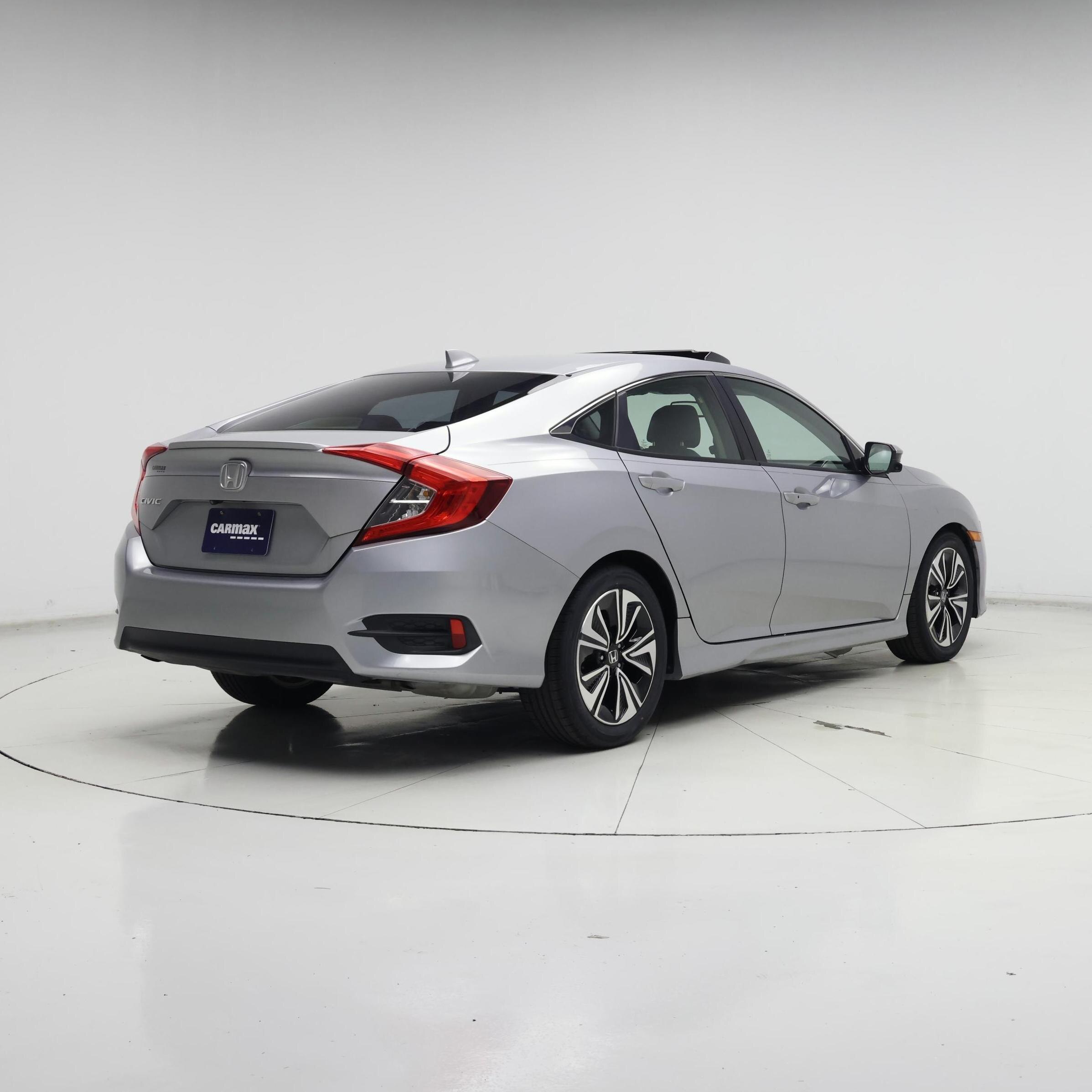 Thumbnail: 2016 Honda Civic - 8